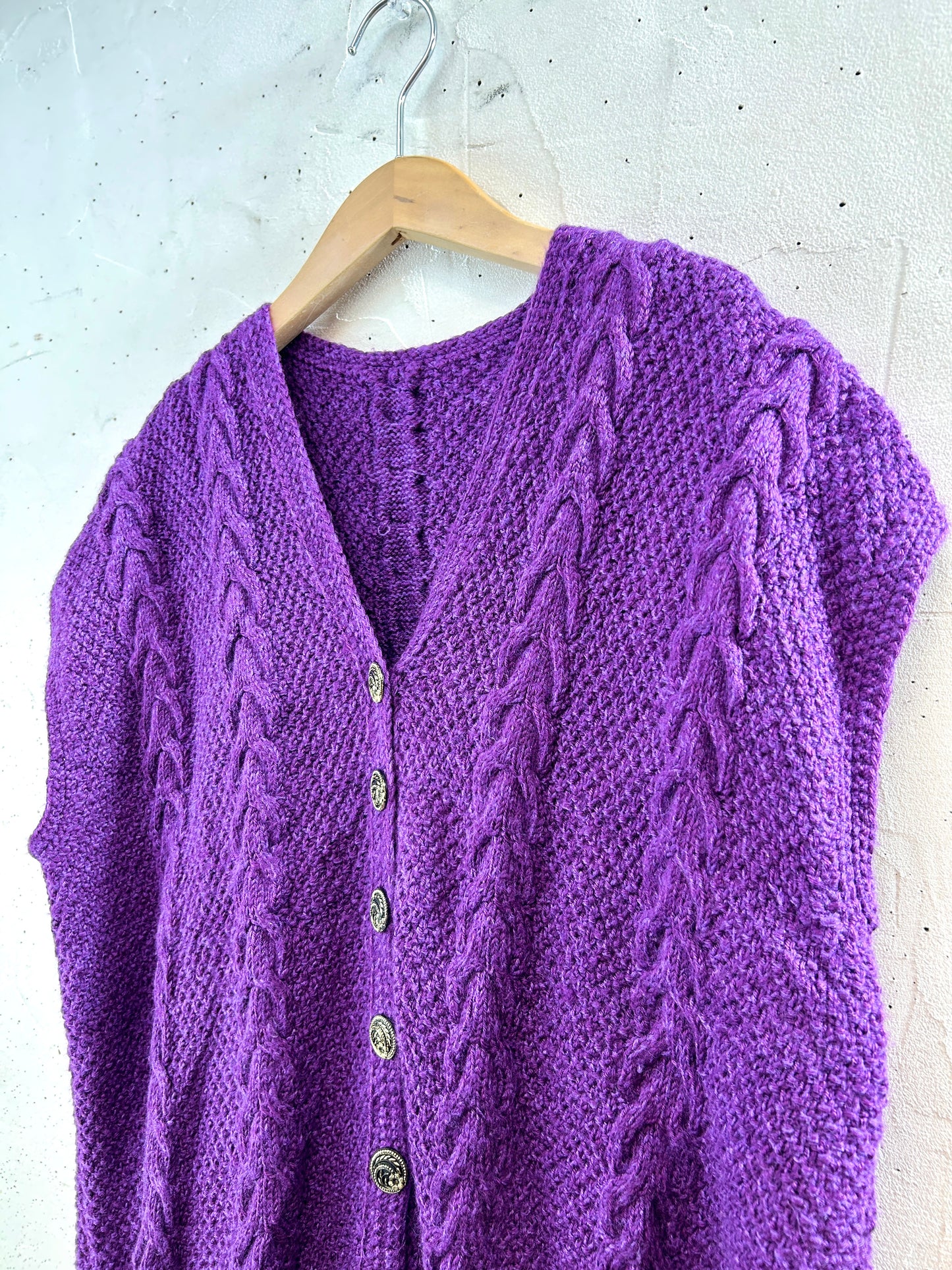 Vintage Knit Vest [J30677]