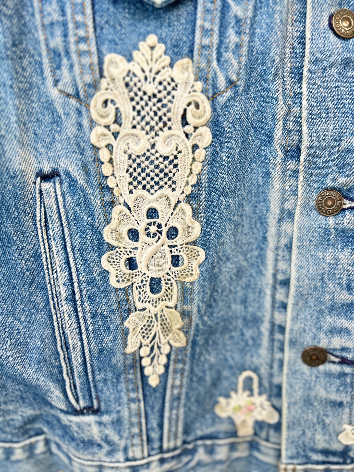 Vintage Custom Denim Jacket 〜Levi’s〜 MADE IN USA  [I30356]
