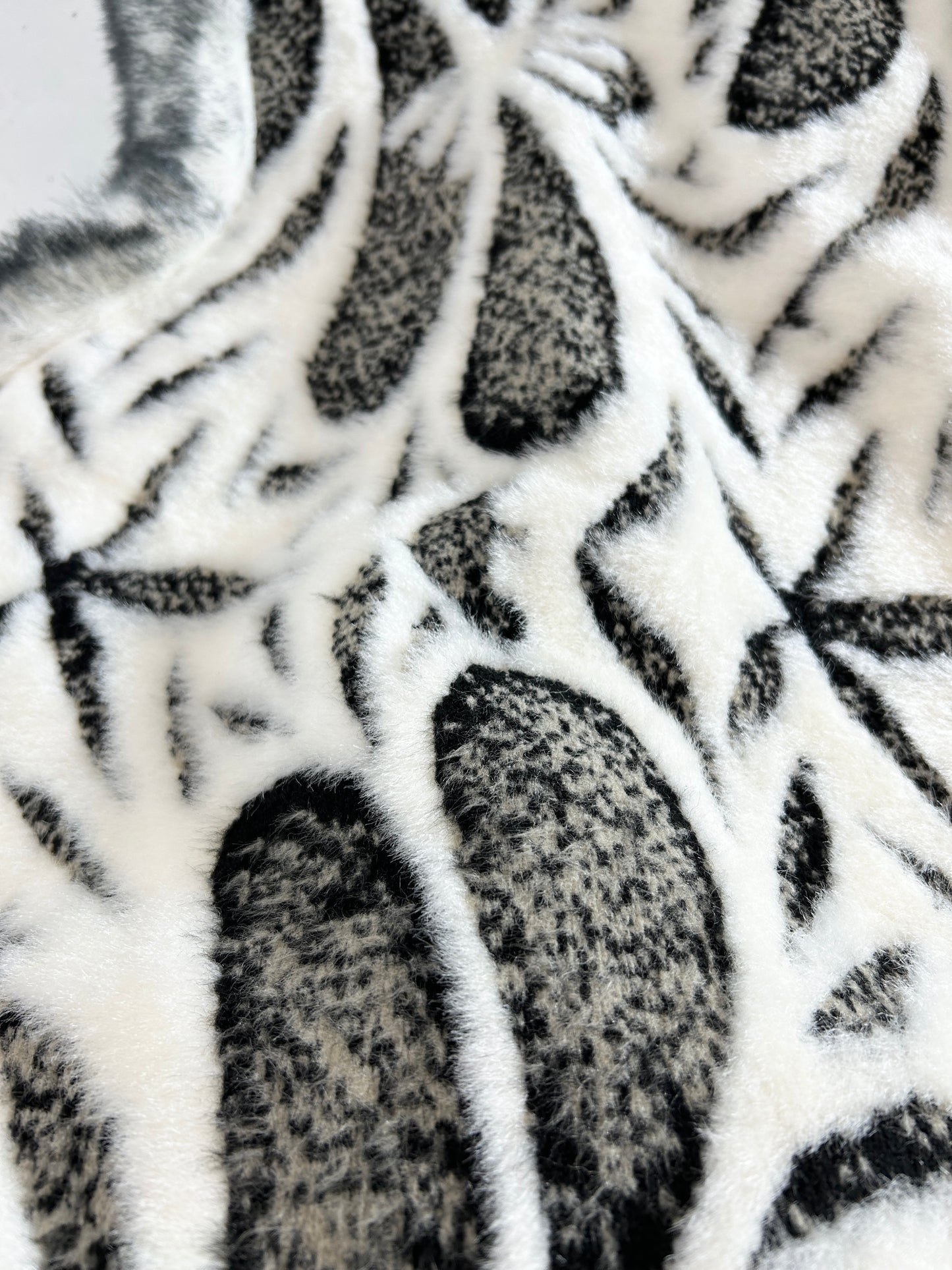 Vintage Eco Fur Vest 〜Dead Stock〜 [J30548]