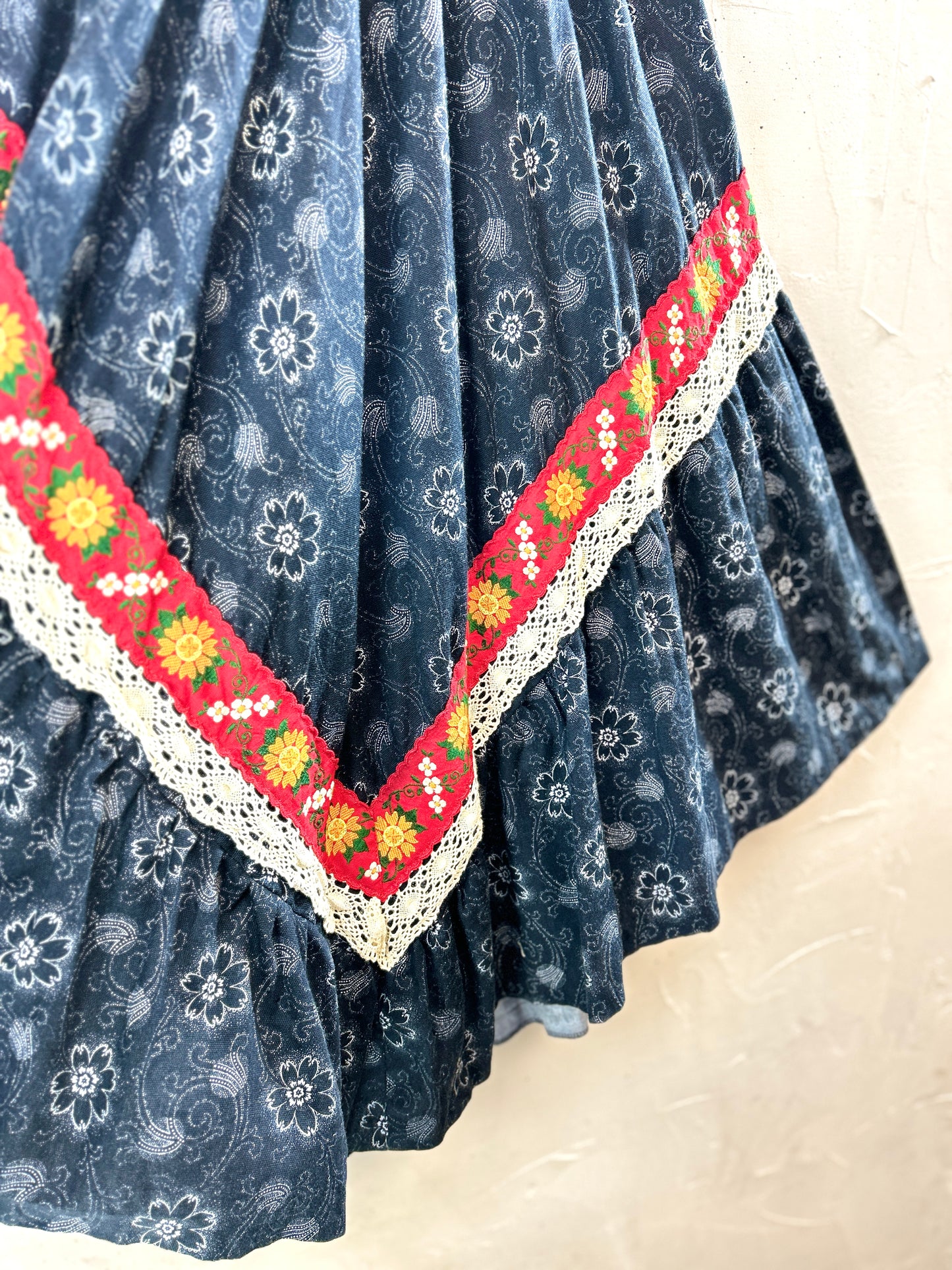 Vintage Skirt [J30654]
