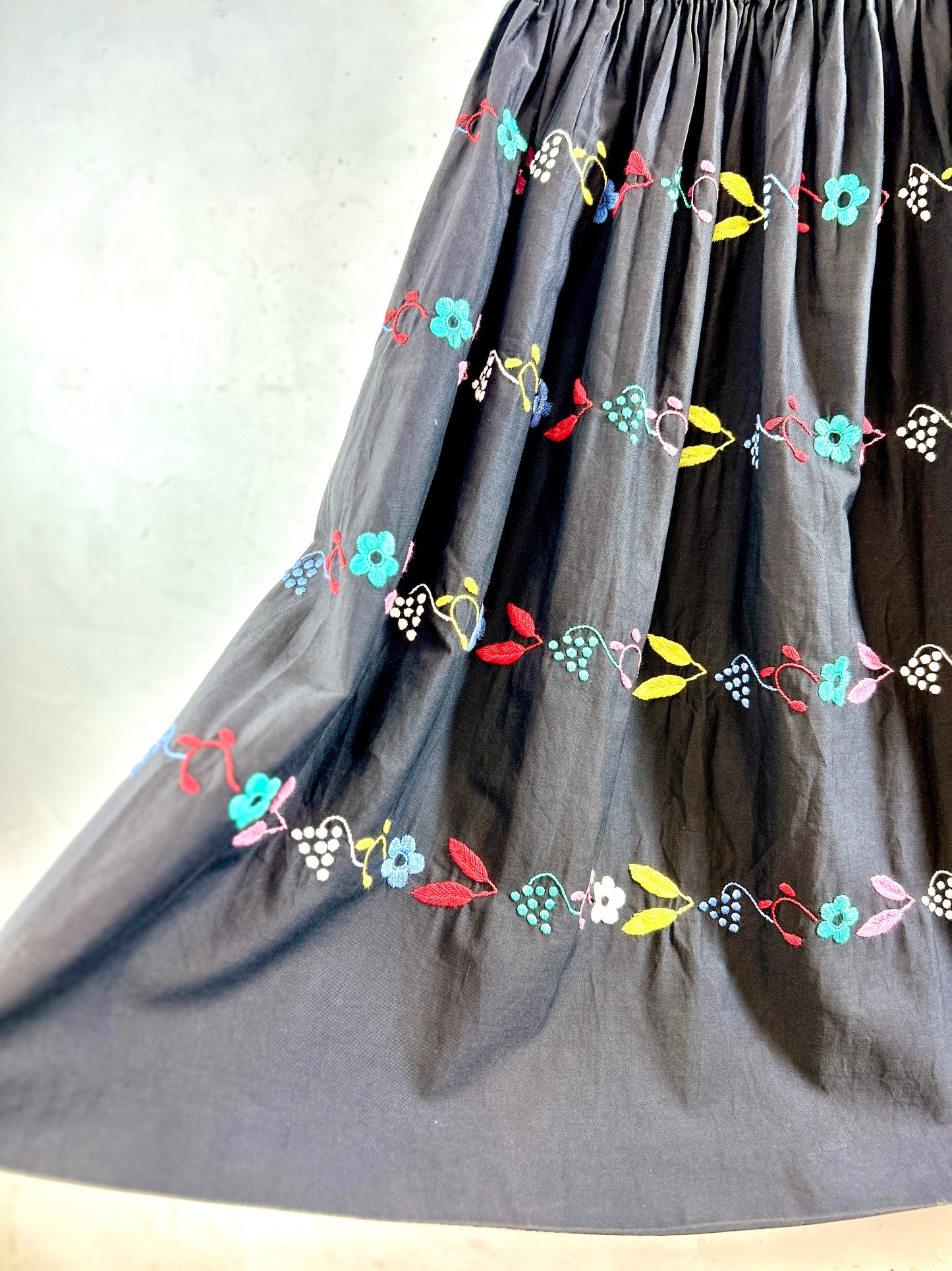 Vintage Embroidery Skirt [H30812]