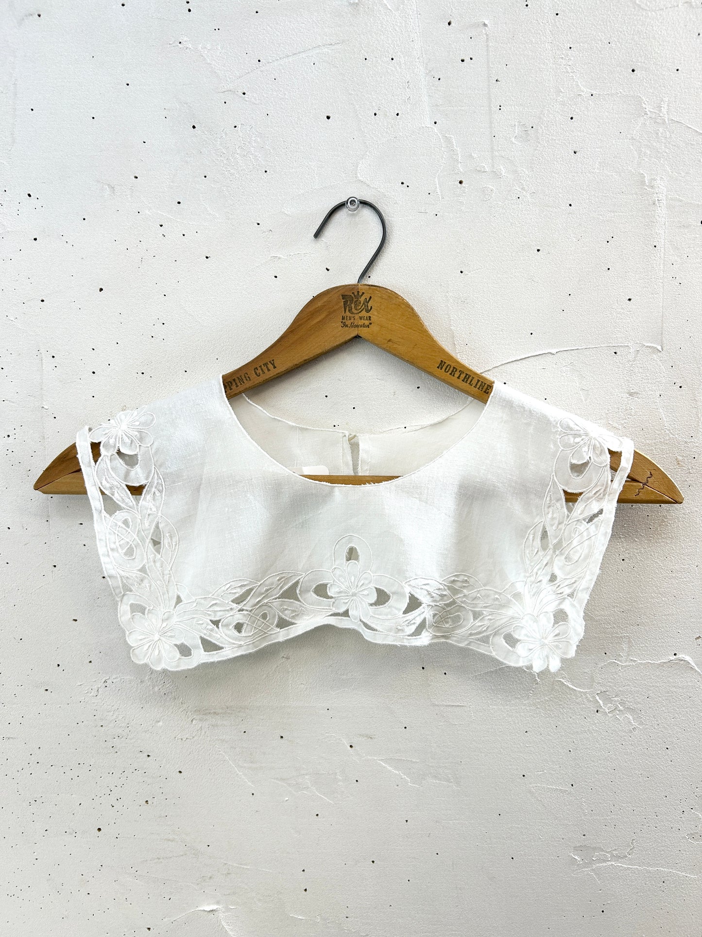 Vintage Lace Collar [J30460]