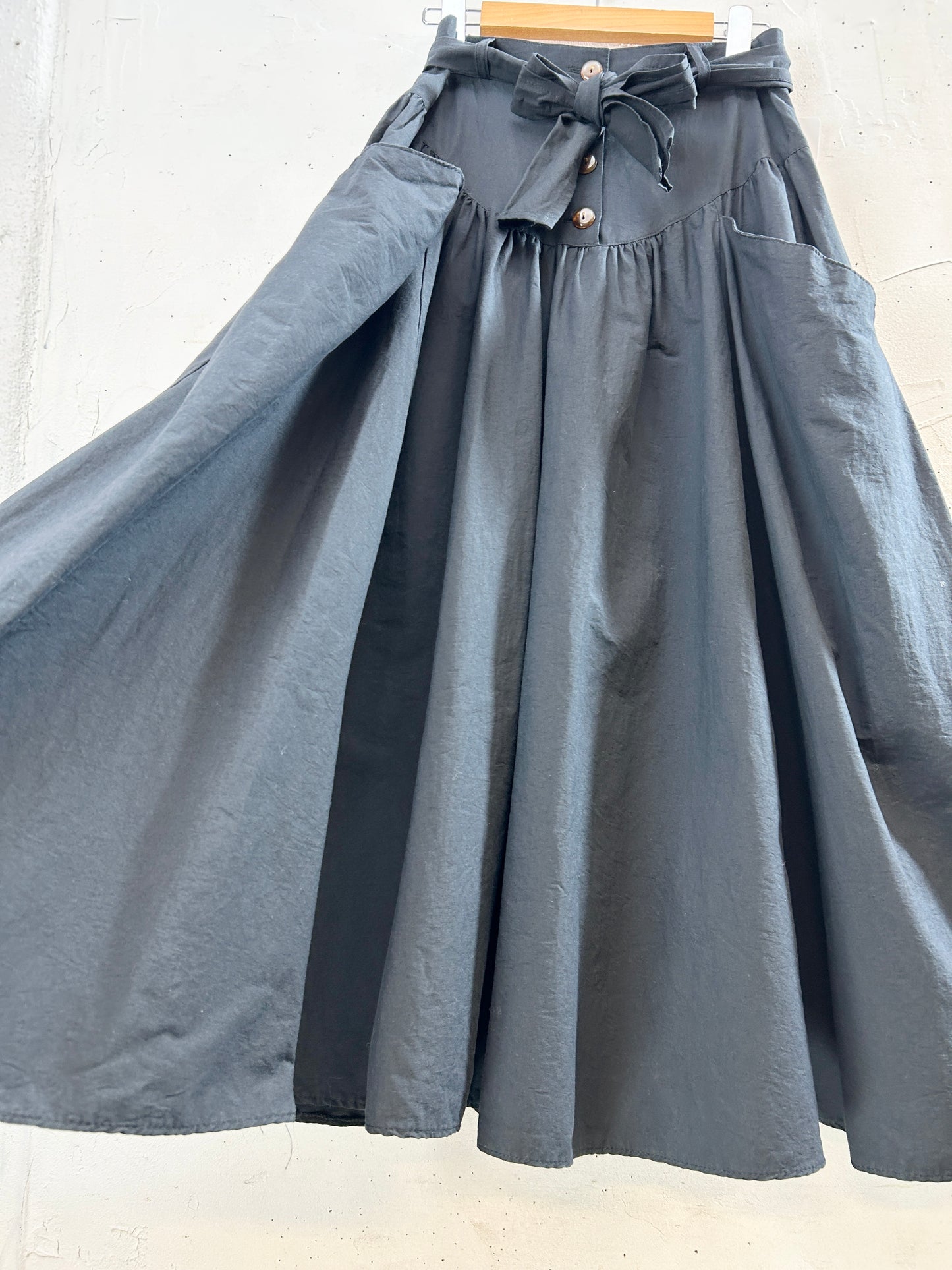 Vintage Black Skirt [H30906]