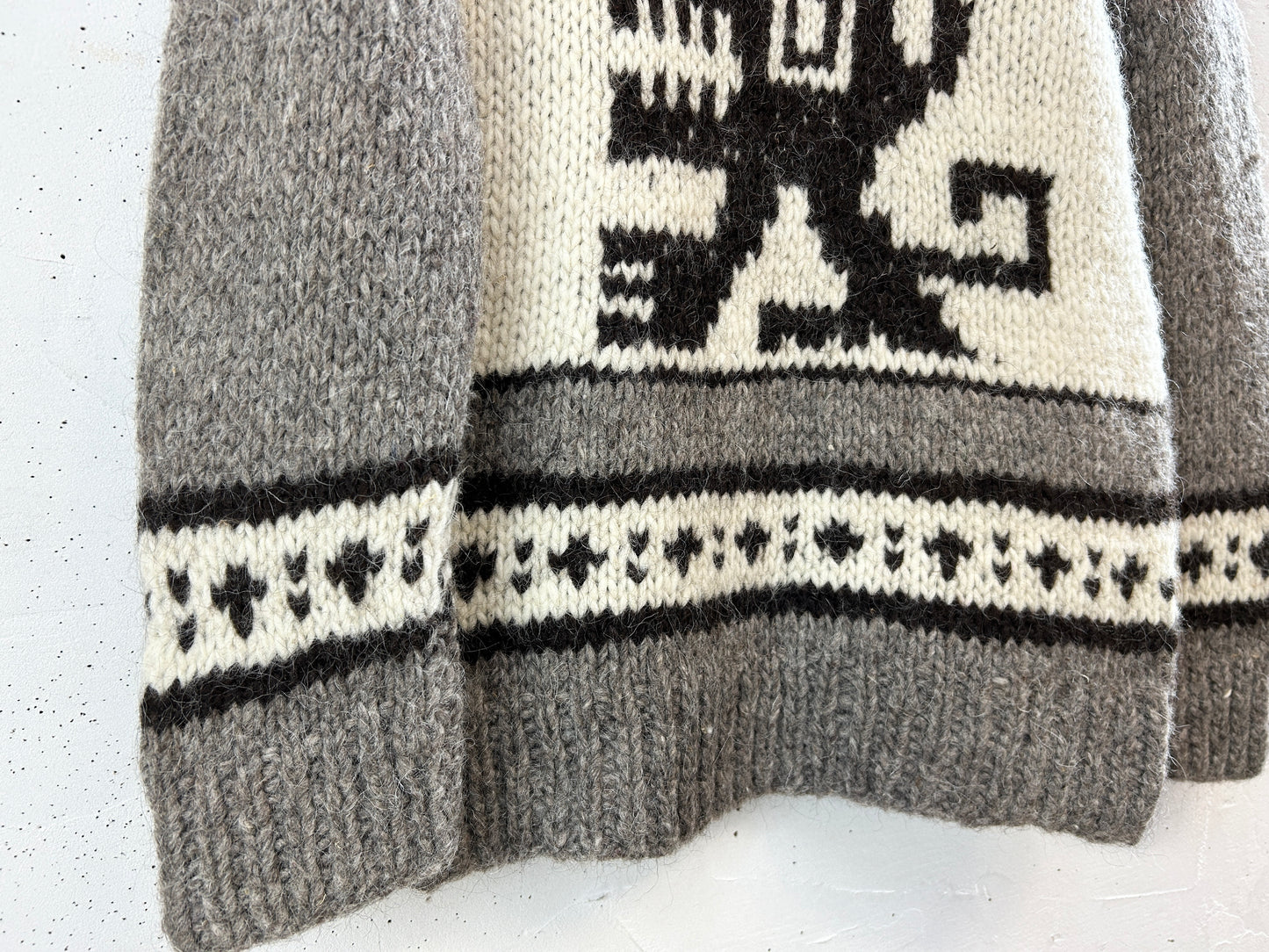 Vintage Knit Sweater [J30593]