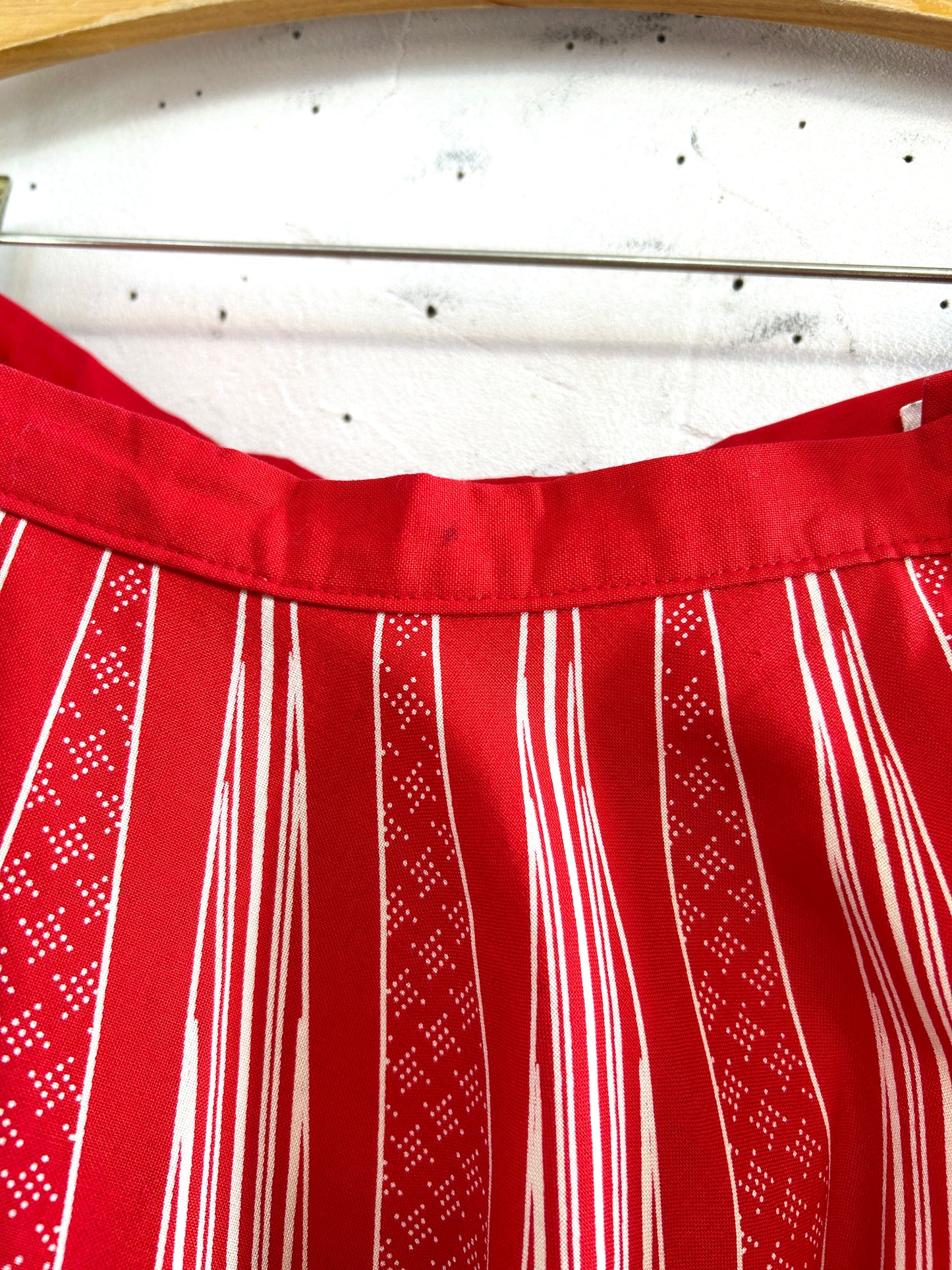 Vintage Tyrol Skirt MADE IN W-GERMANY [E32503]