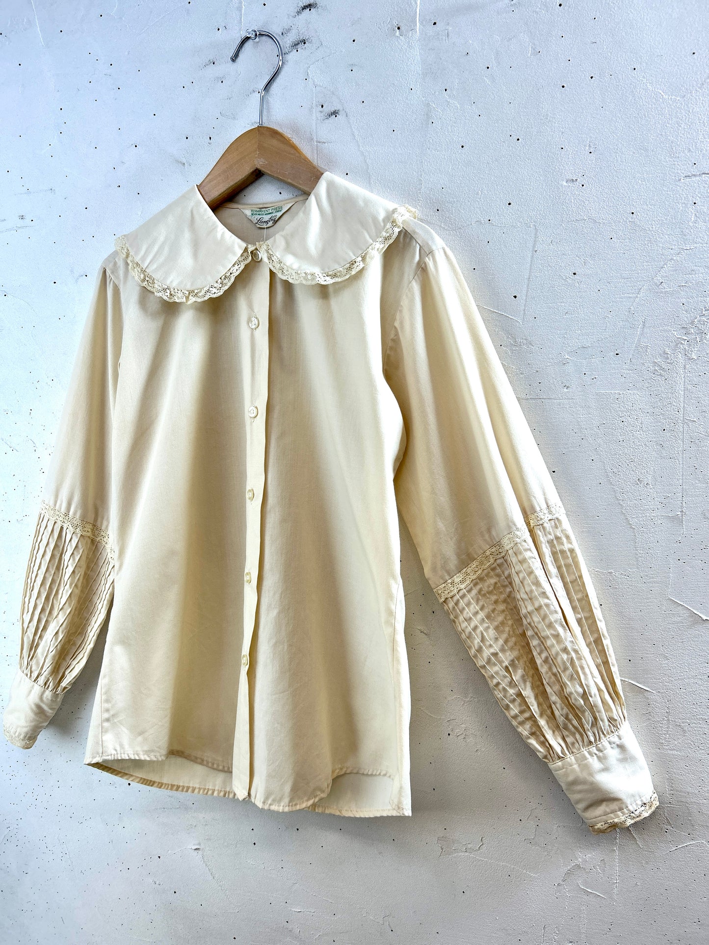 Vintage White Blouse [H30895]