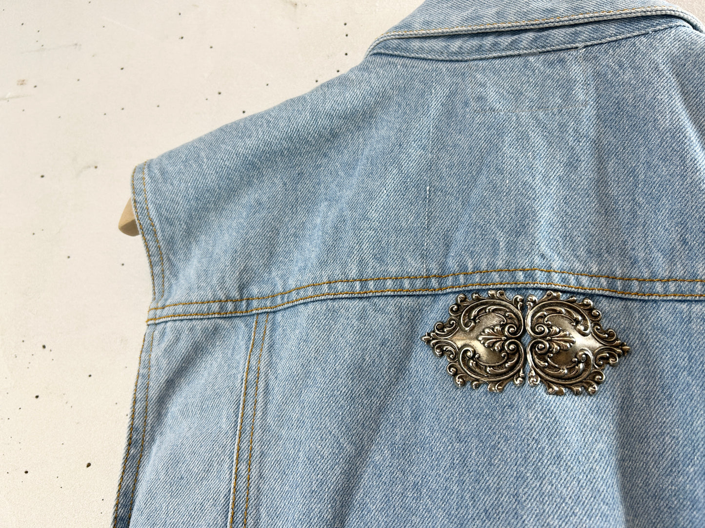 Vintage Denim Vest [H30836]