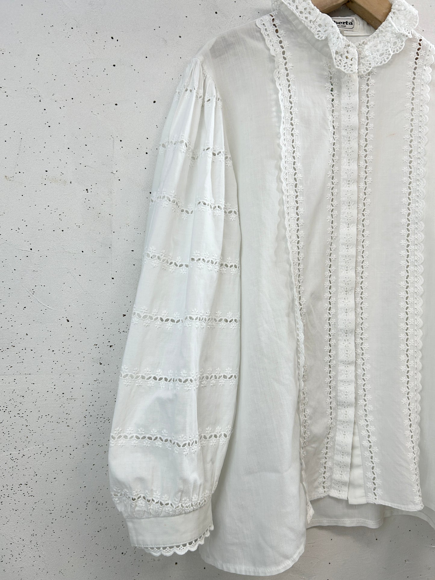 Vintage White Blouse [C31822]