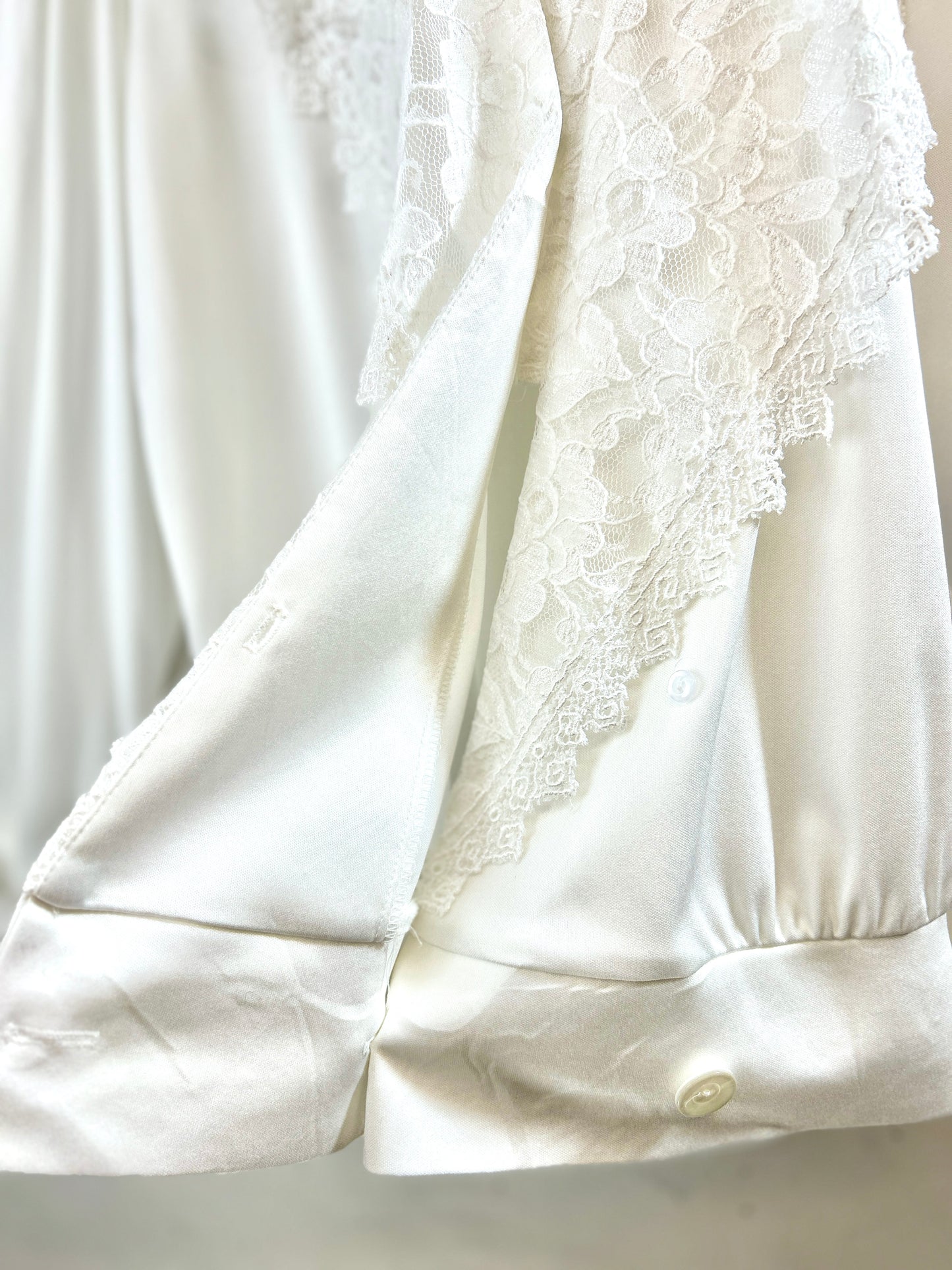 Vintage White Blouse MADE IN USA [H30932]