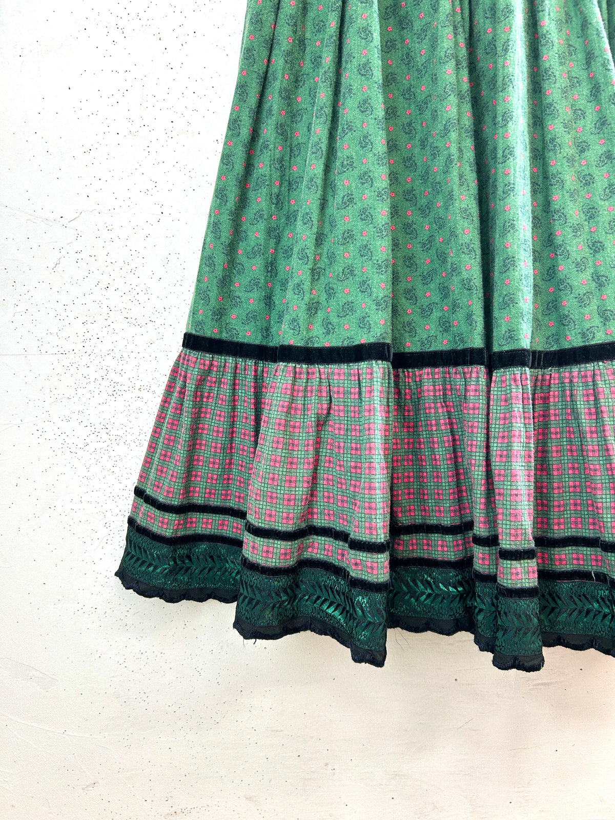 Vintage Tyrol Skirt [I33736]