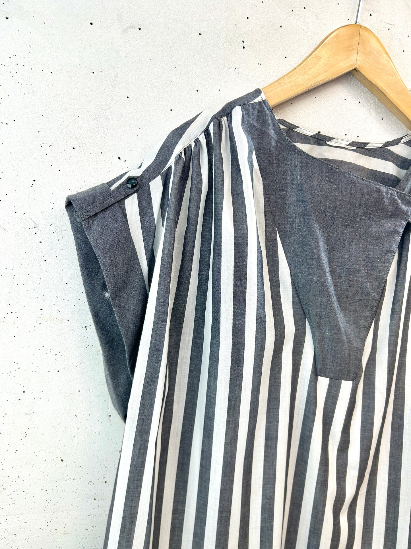 Vintage Tops [D32235]