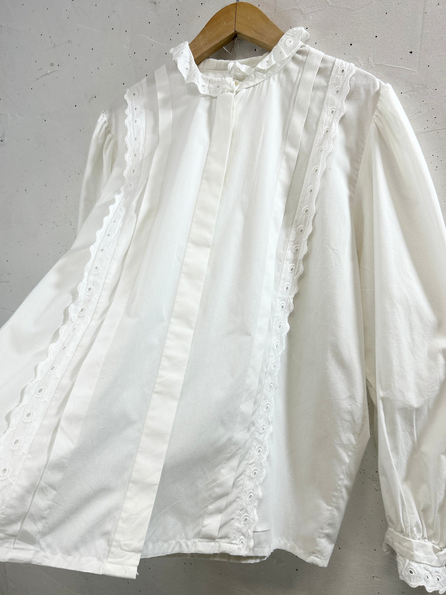 Vintage Tyrol Blouse [B31630]