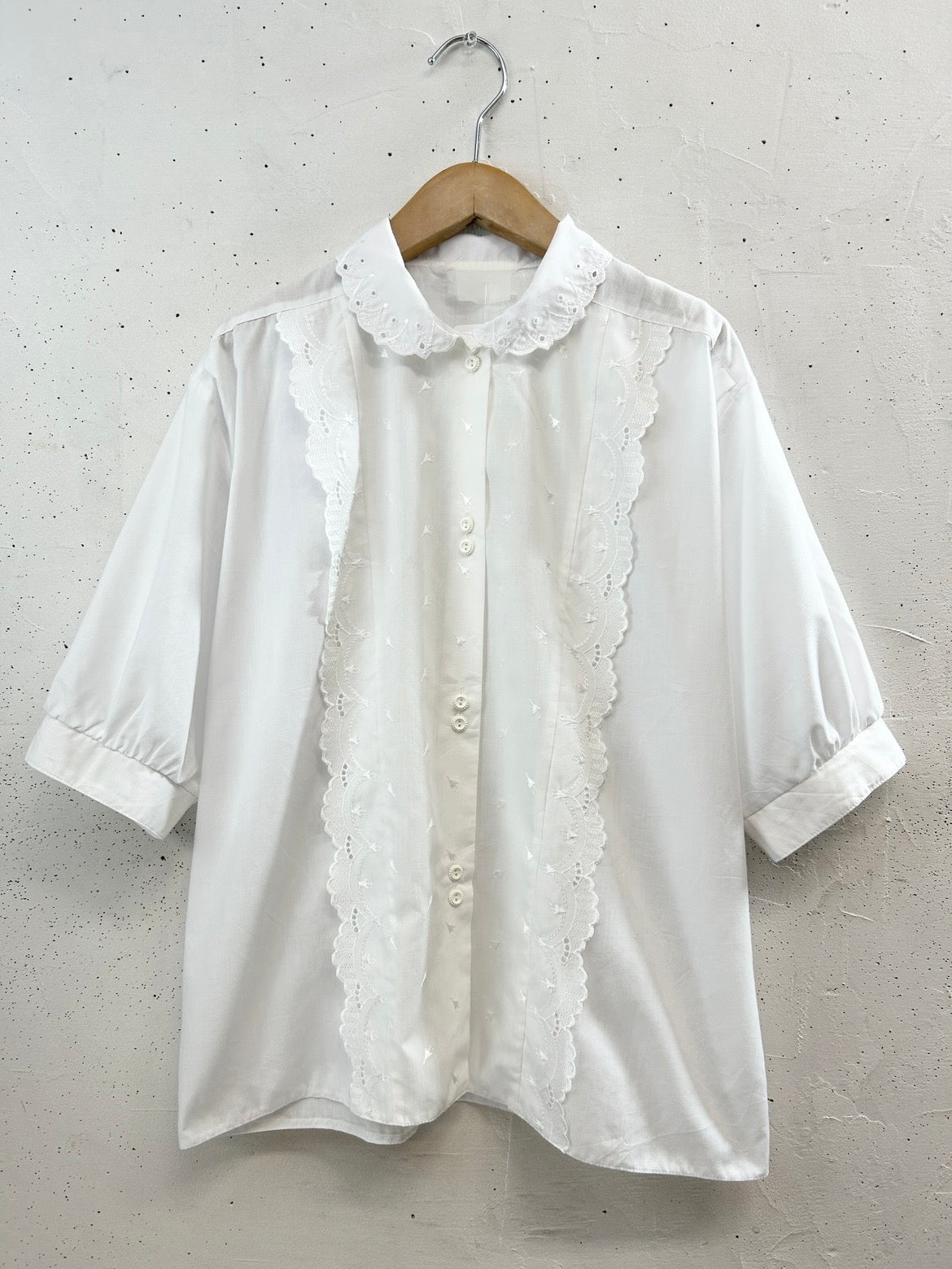 Vintage White Blouse Umbrella Stitch [D32077]