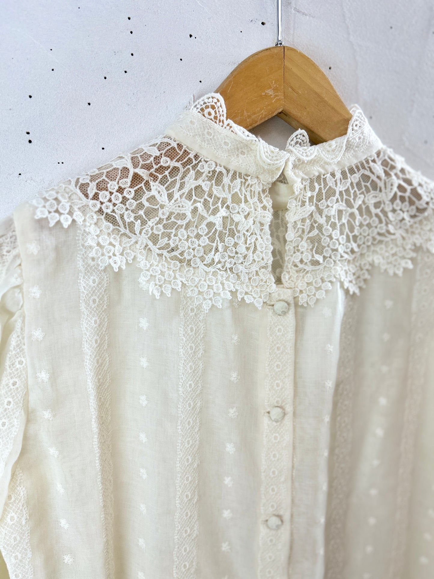 Vintage White Blouse [I30182]