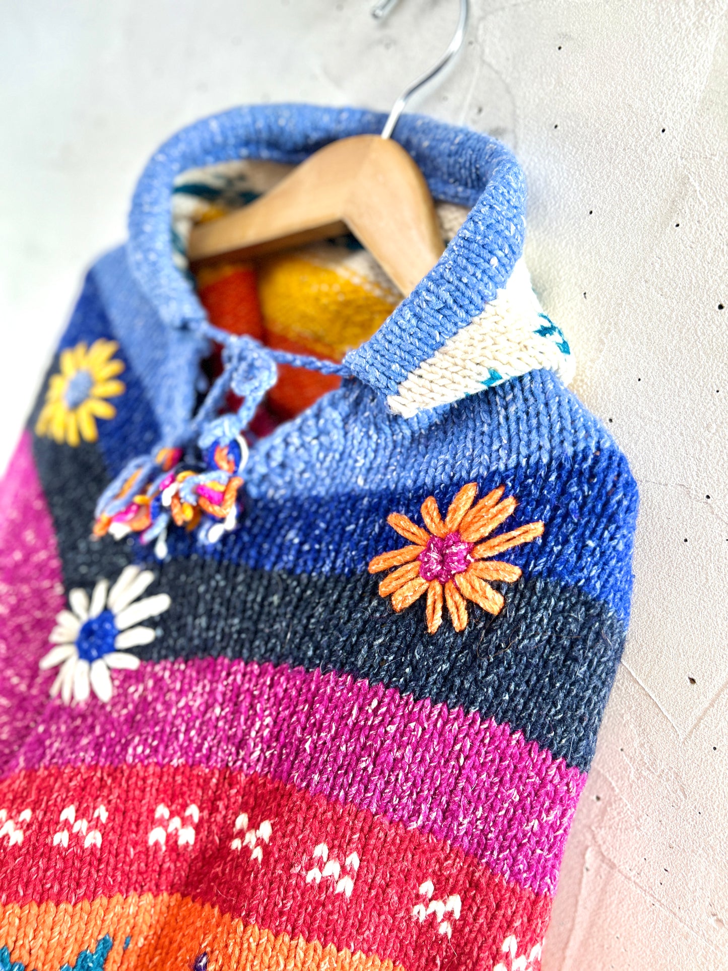 Vintage Knit Poncho [K30734]