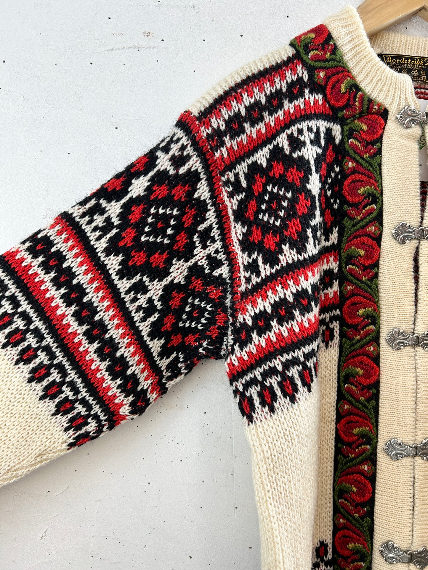 Vintage Nordic Knit Cardigan  MADE IN NORWAY [J30492]