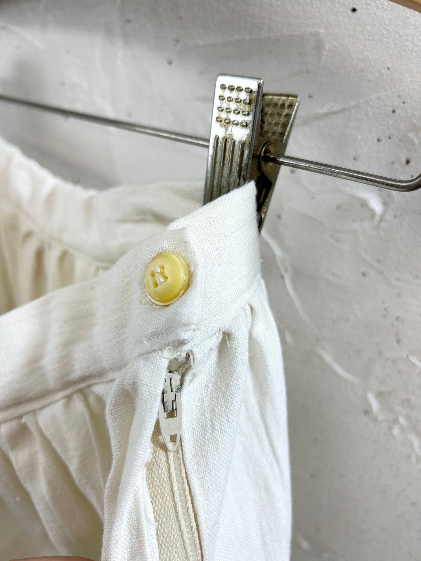 Vintage White Skirt [F32573]
