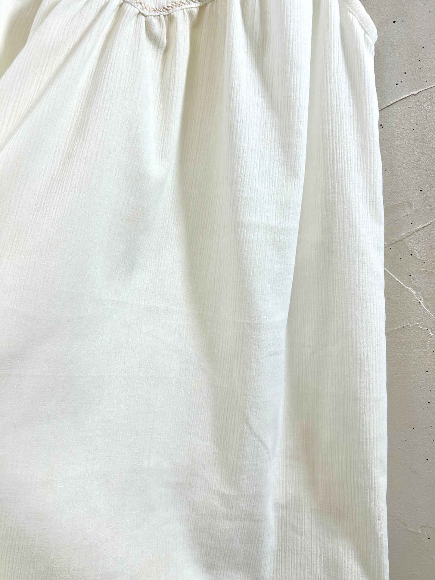 Vintage White Dress [F32737]