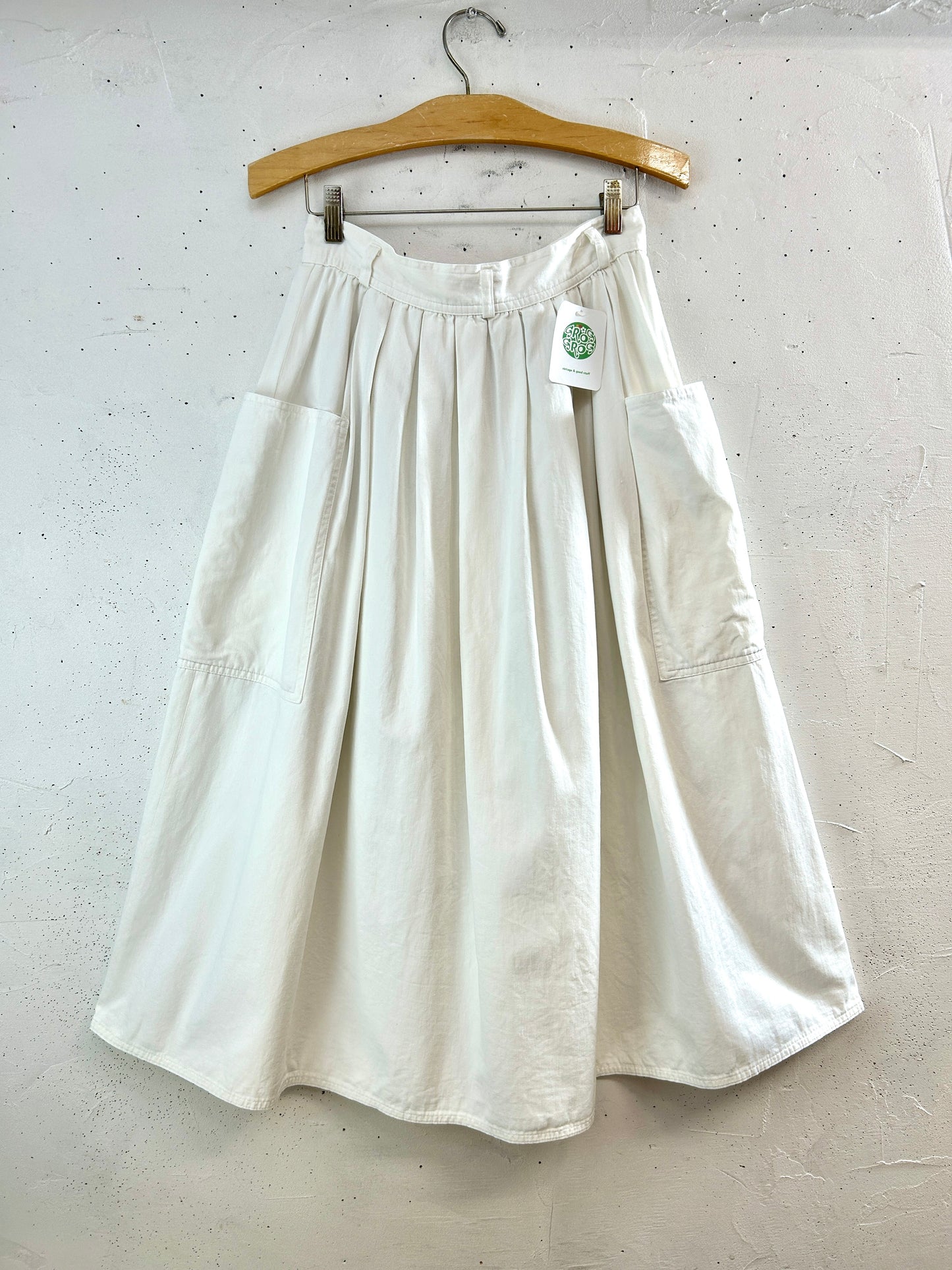 Vintage White Skirt [G33239]