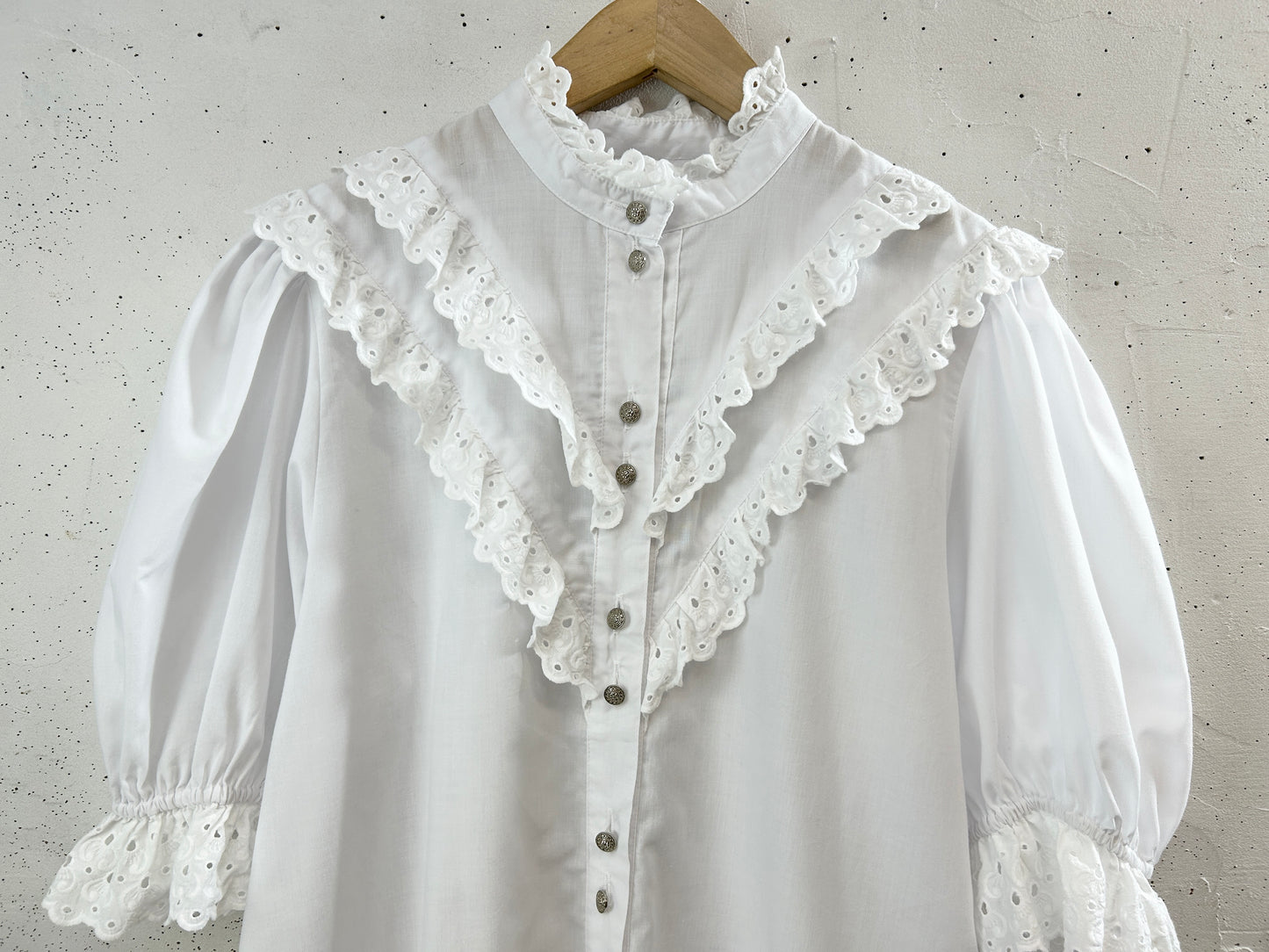 Vintage Tyrol Blouse [G32989]