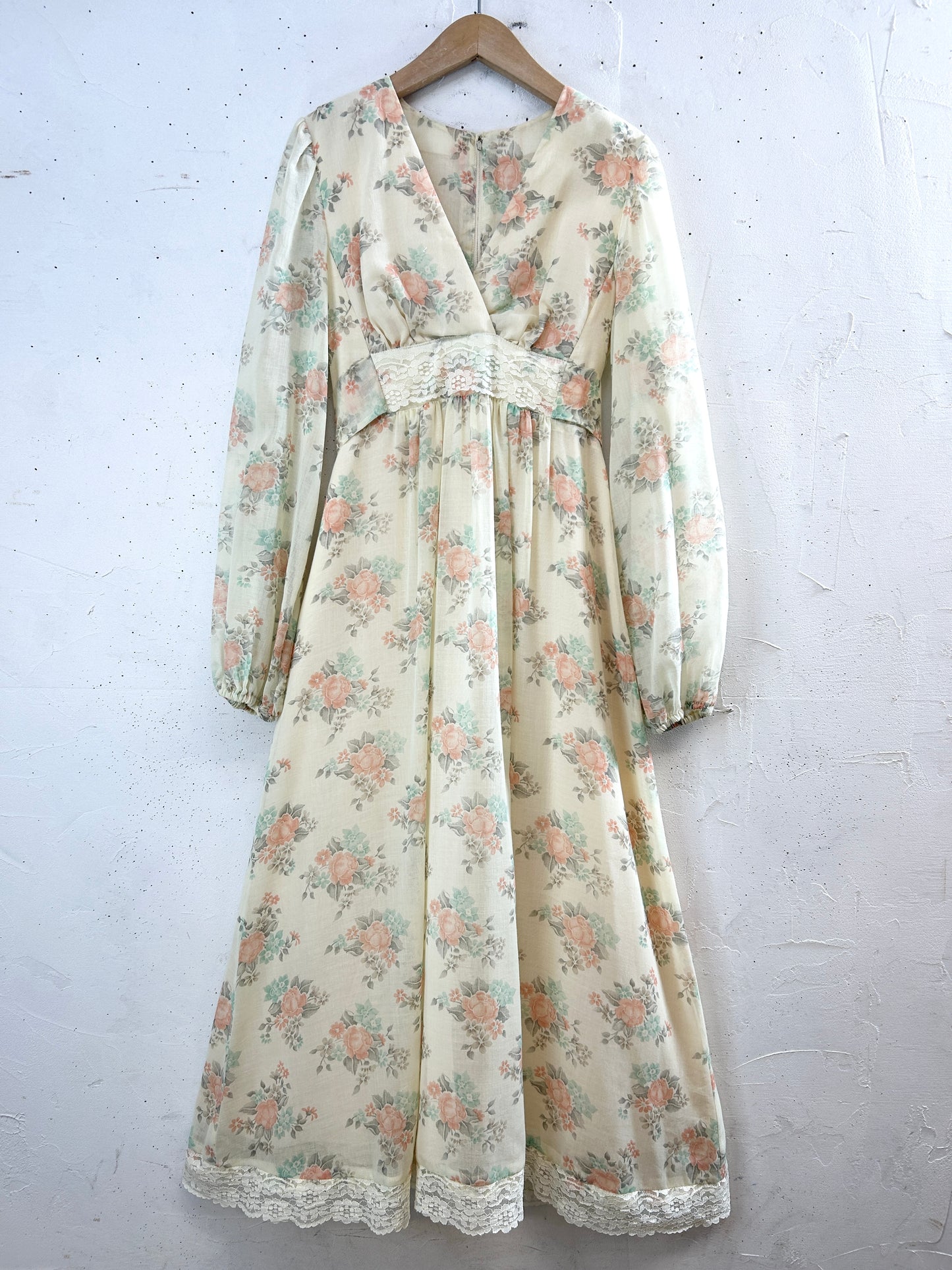'70s Vintage Dress [J30634]