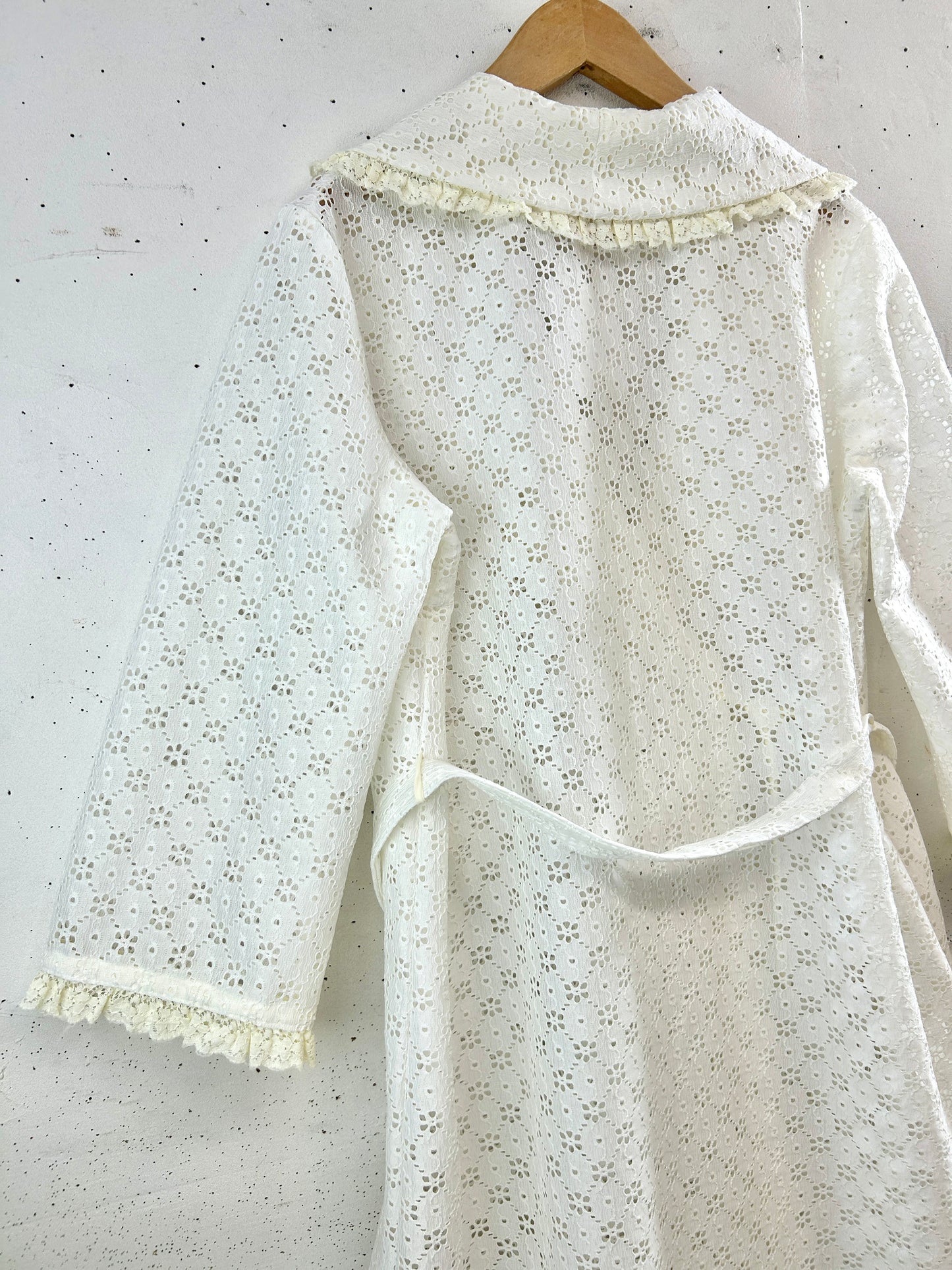 Vintage Gown [D32140]