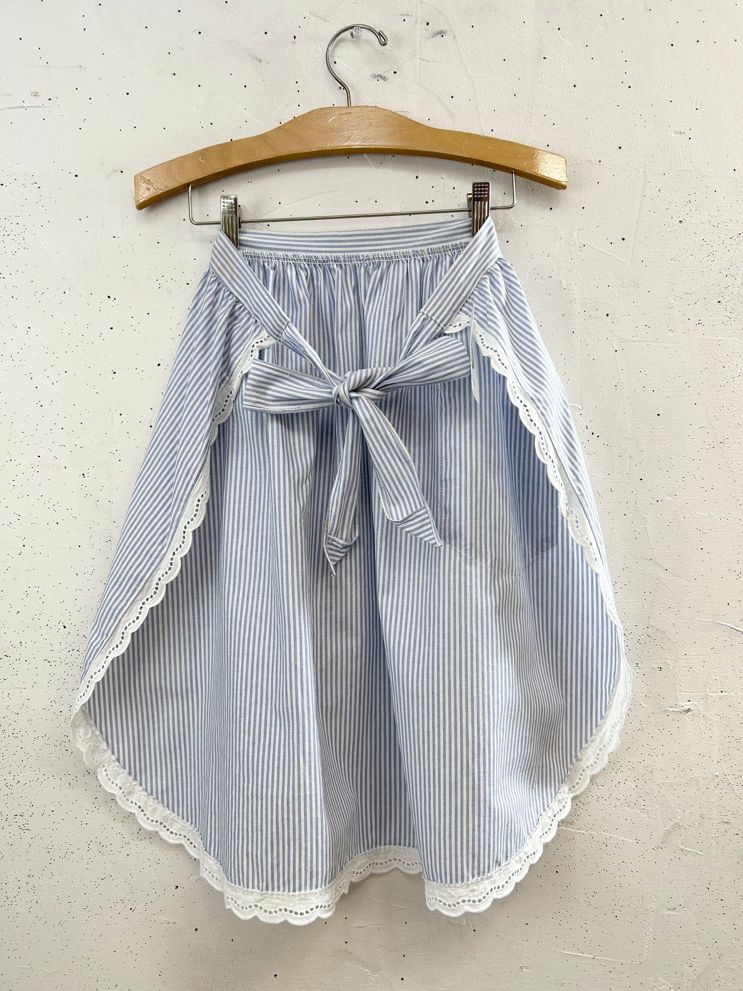 Vintage Apron [H33548]