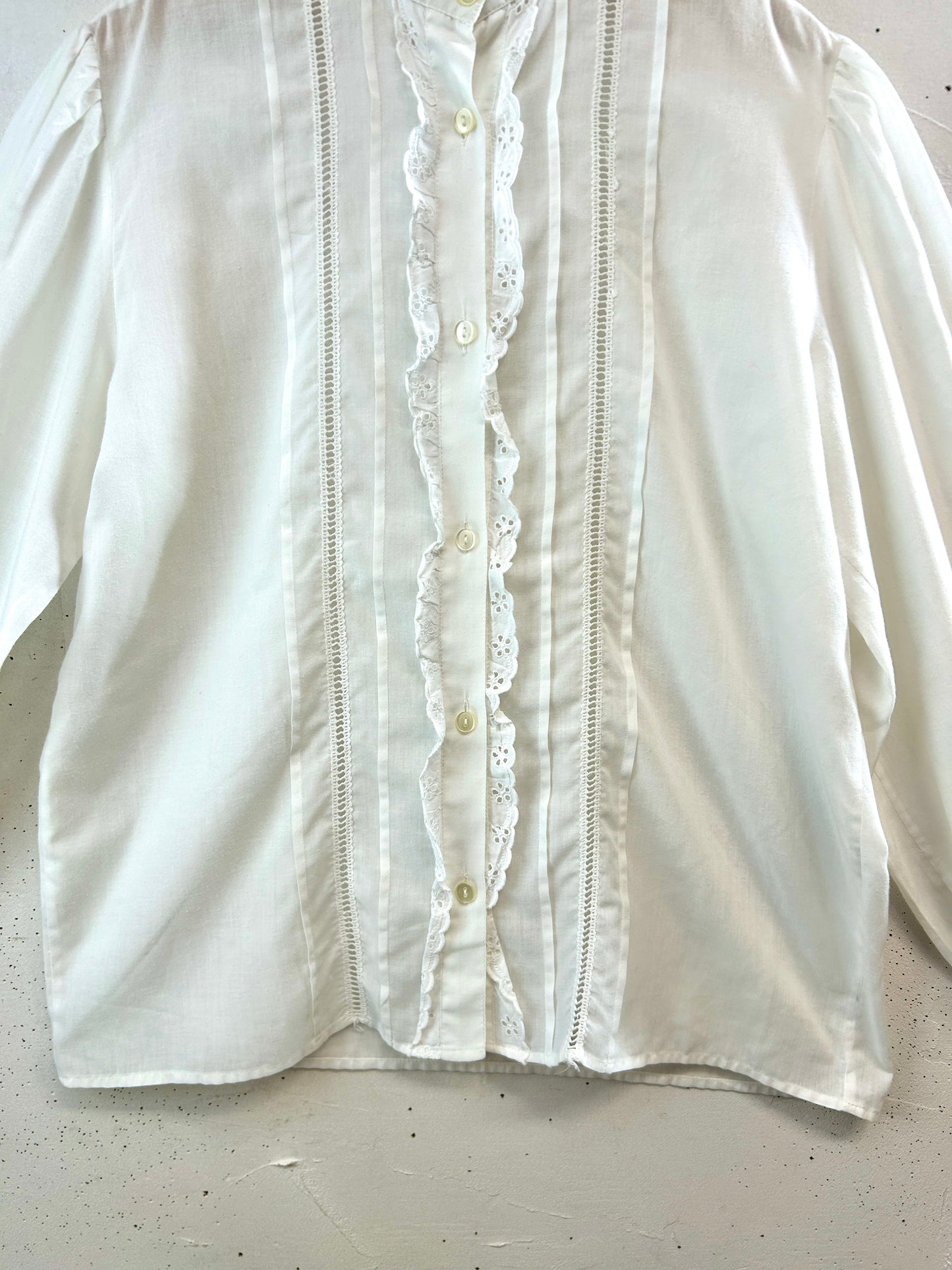 Vintage White Blouse [B31584]