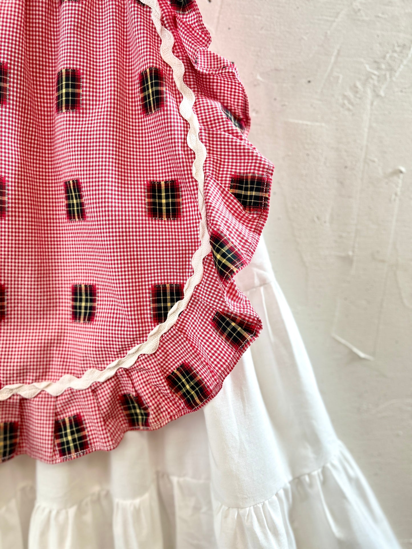 Vintage Apron [J30391]