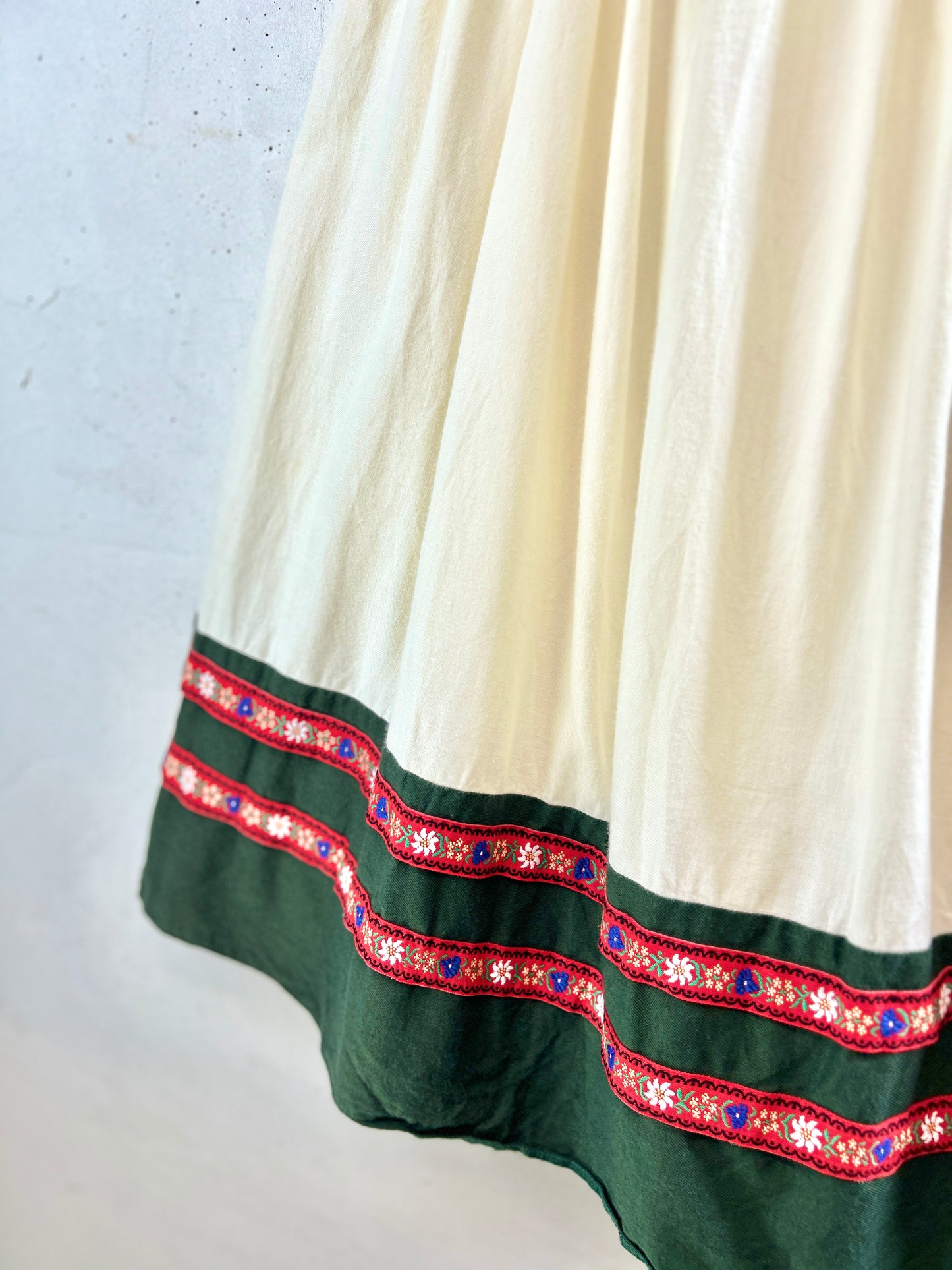 Vintage Tyrol Skirt [I30296]
