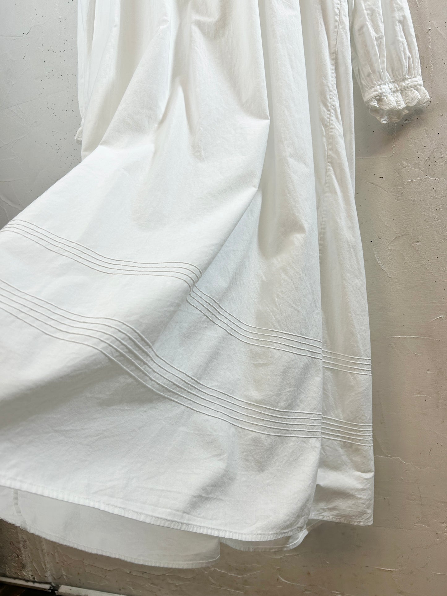 Vintage White Dress [H30832]