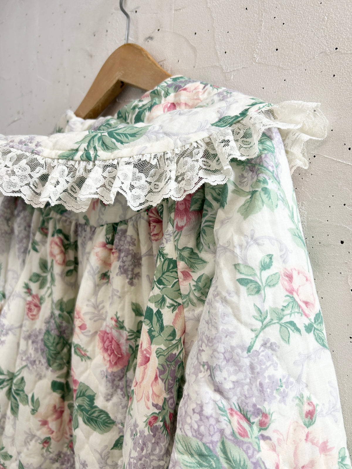 '70s Vintage Quilting Gown [J34232]