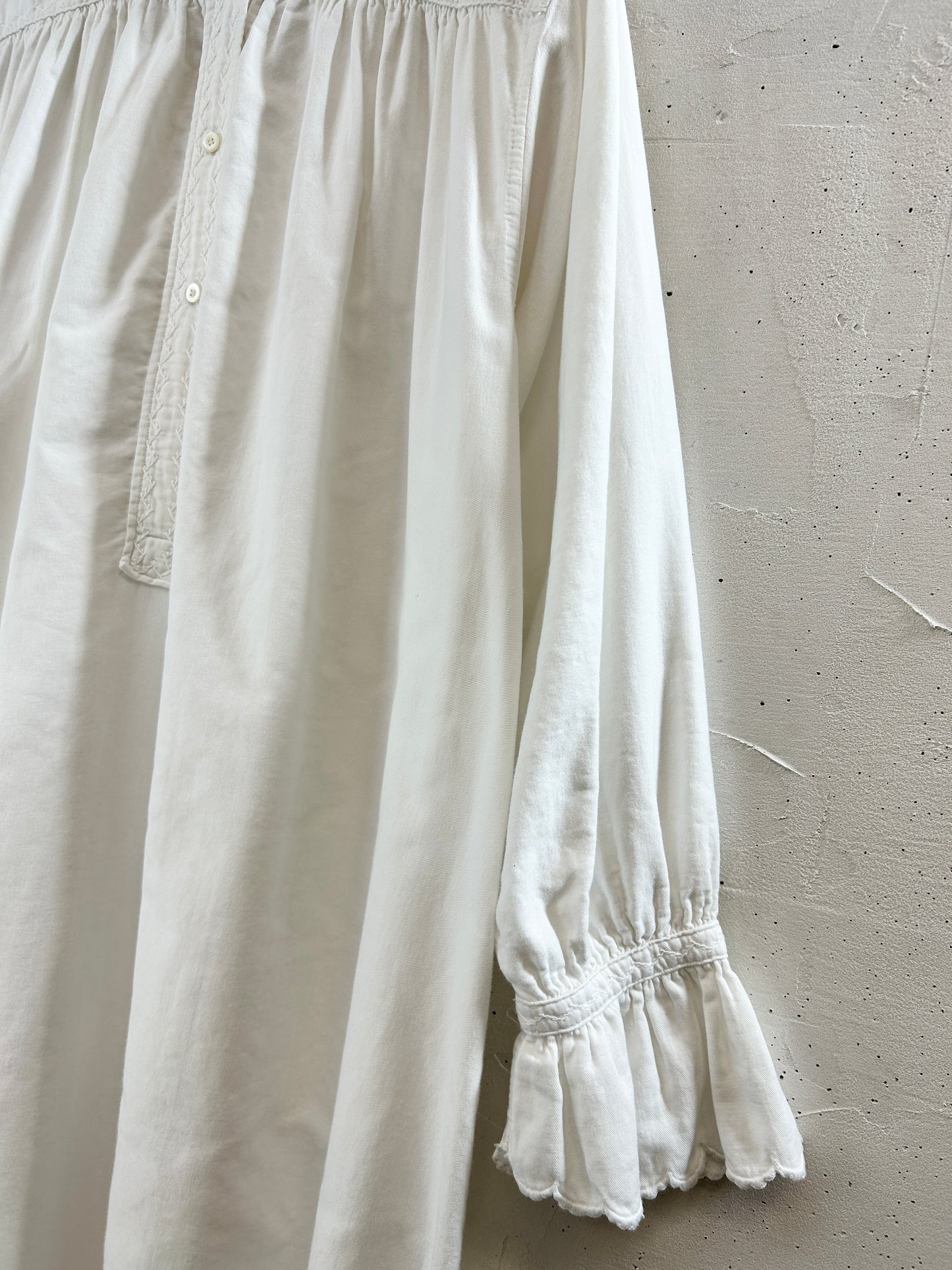 Vintage White Dress [H30833]