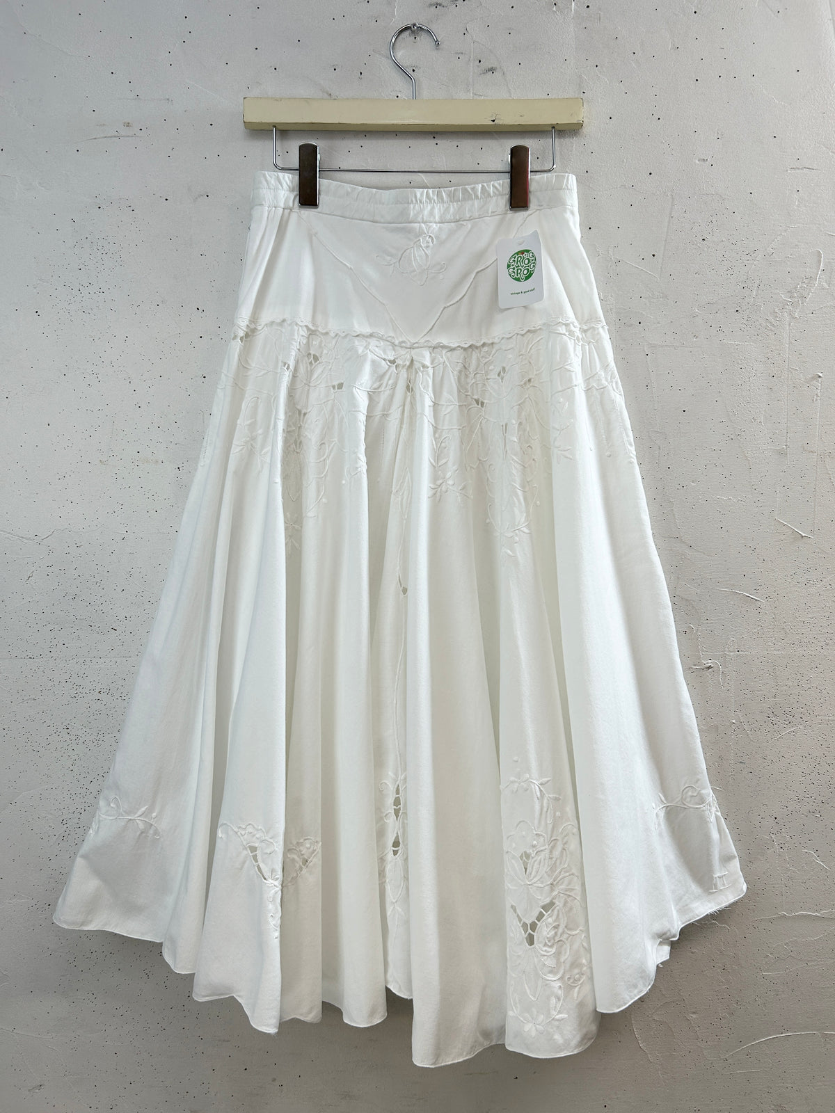 Vintage White Cutwork Skirt [J34077]