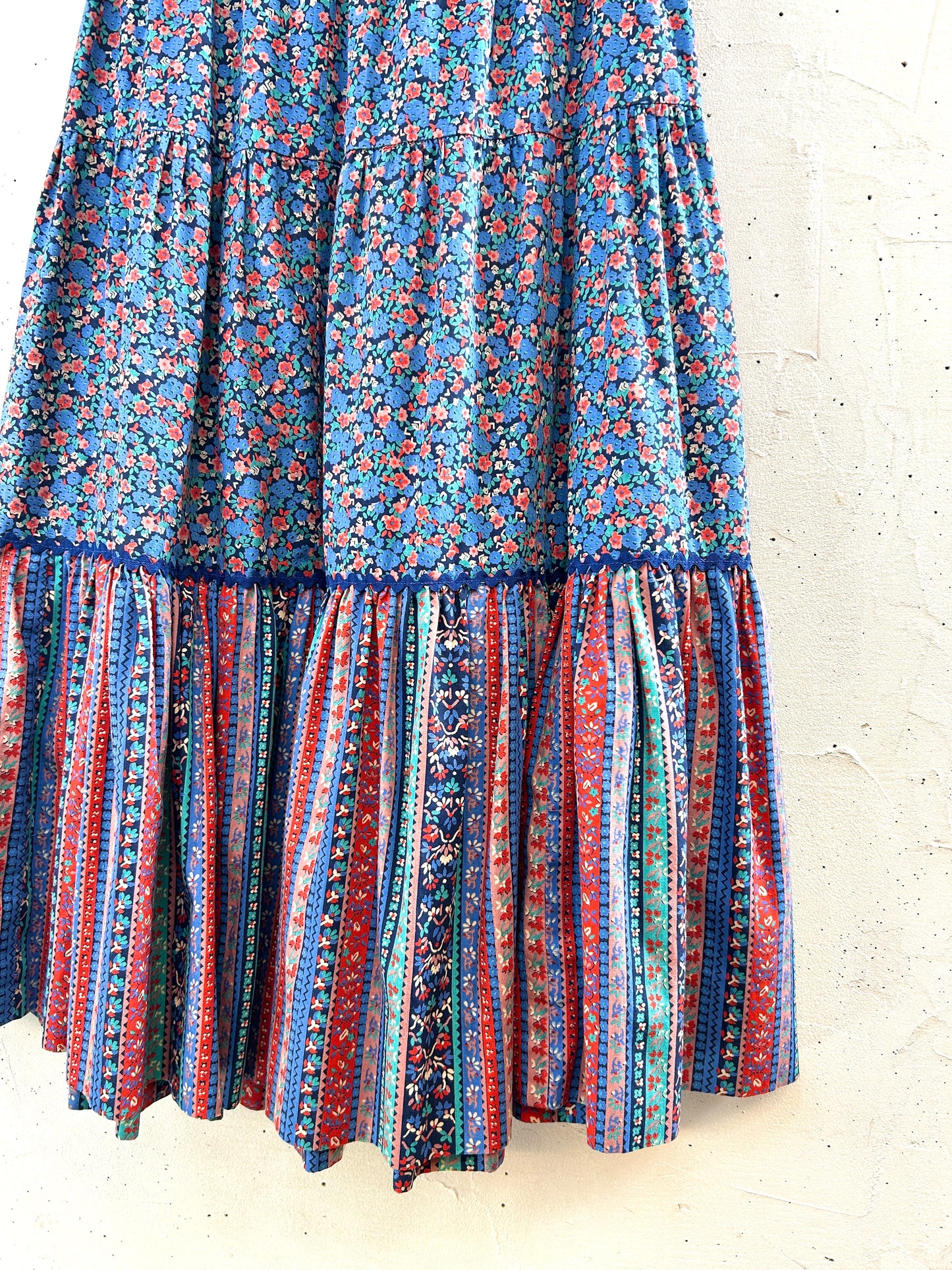 '70s Vintage flower Skirt [J30525]