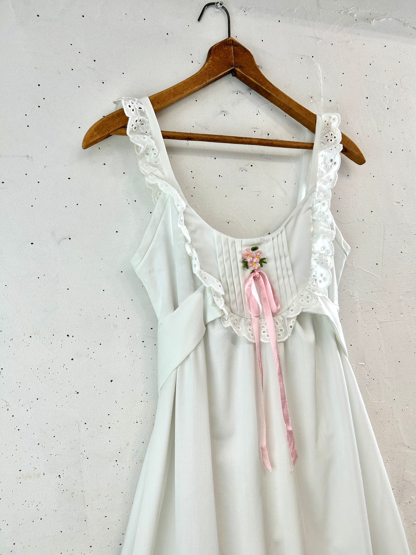 Vintage White Dress [D32141]