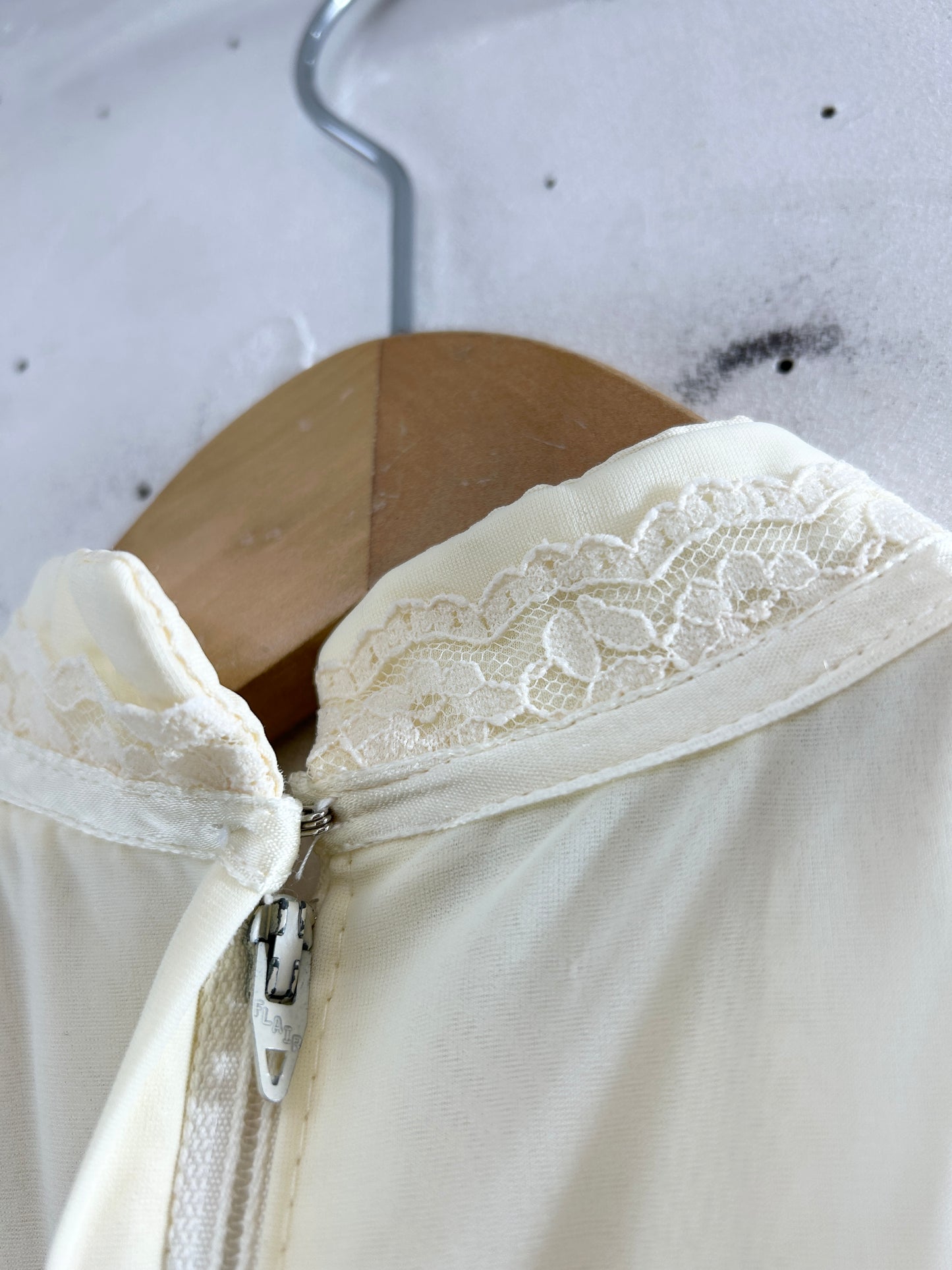 Vintage White Lace Dress [K30814]