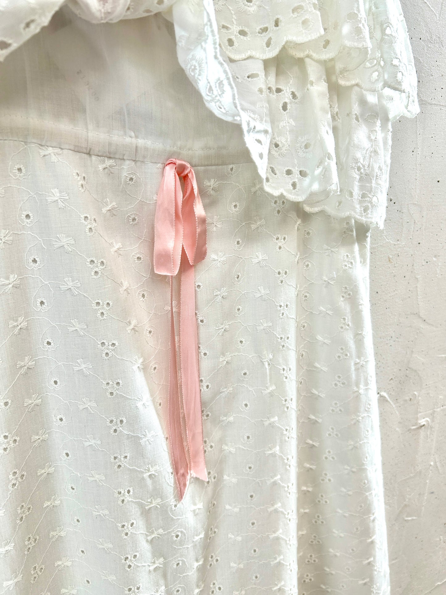 Vintage White Dress [G33099]