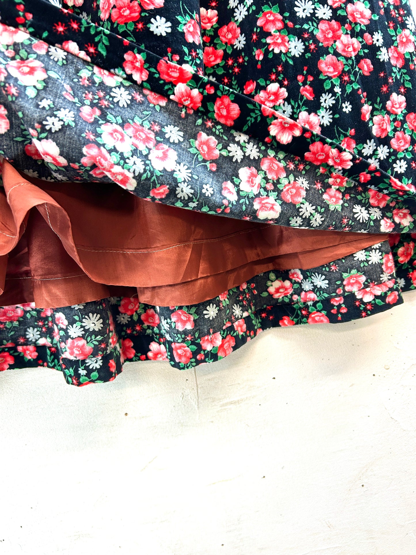 Vintage Velour Skirt [L30940]