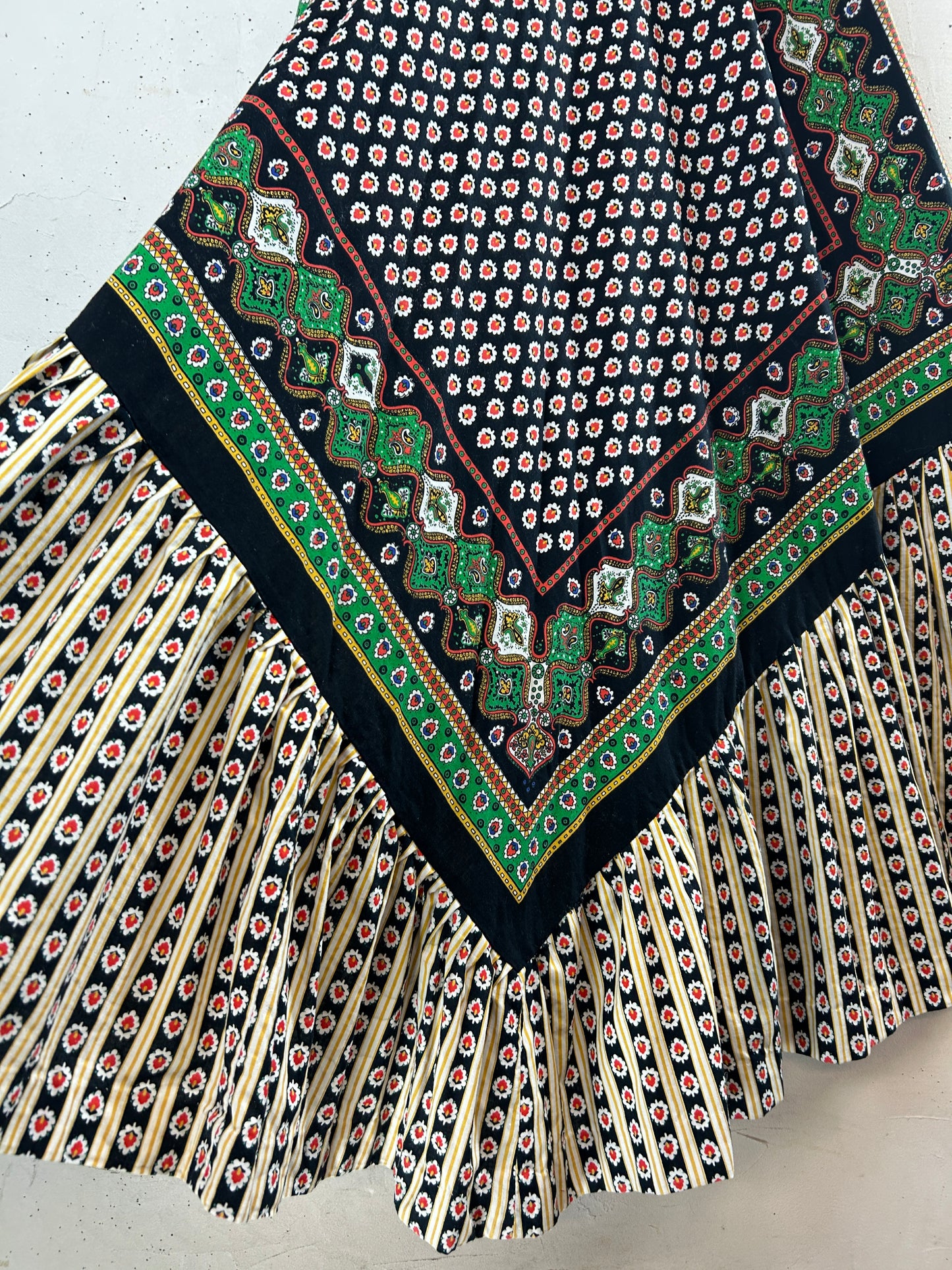 ’70s Vintage Skirt [I30289]