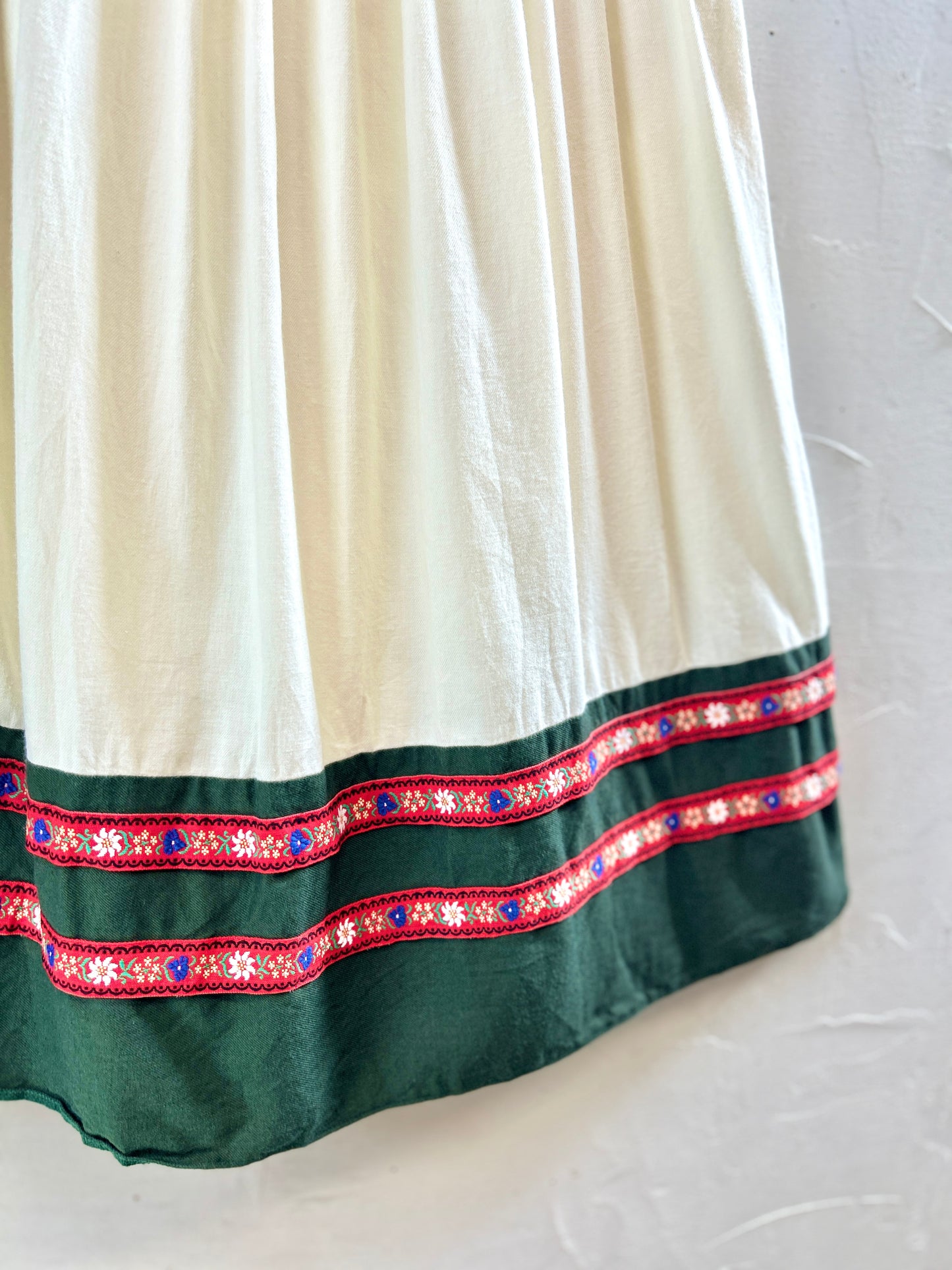 Vintage Tyrol Skirt [I30296]