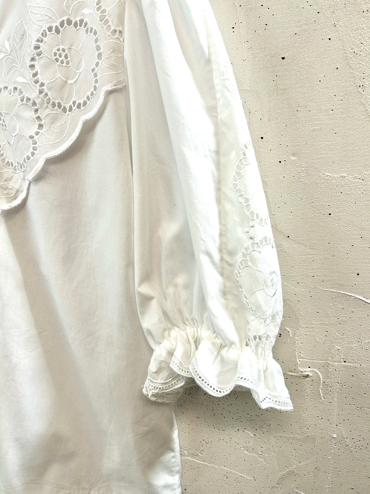 Vintage Tyrol Blouse [B31718]