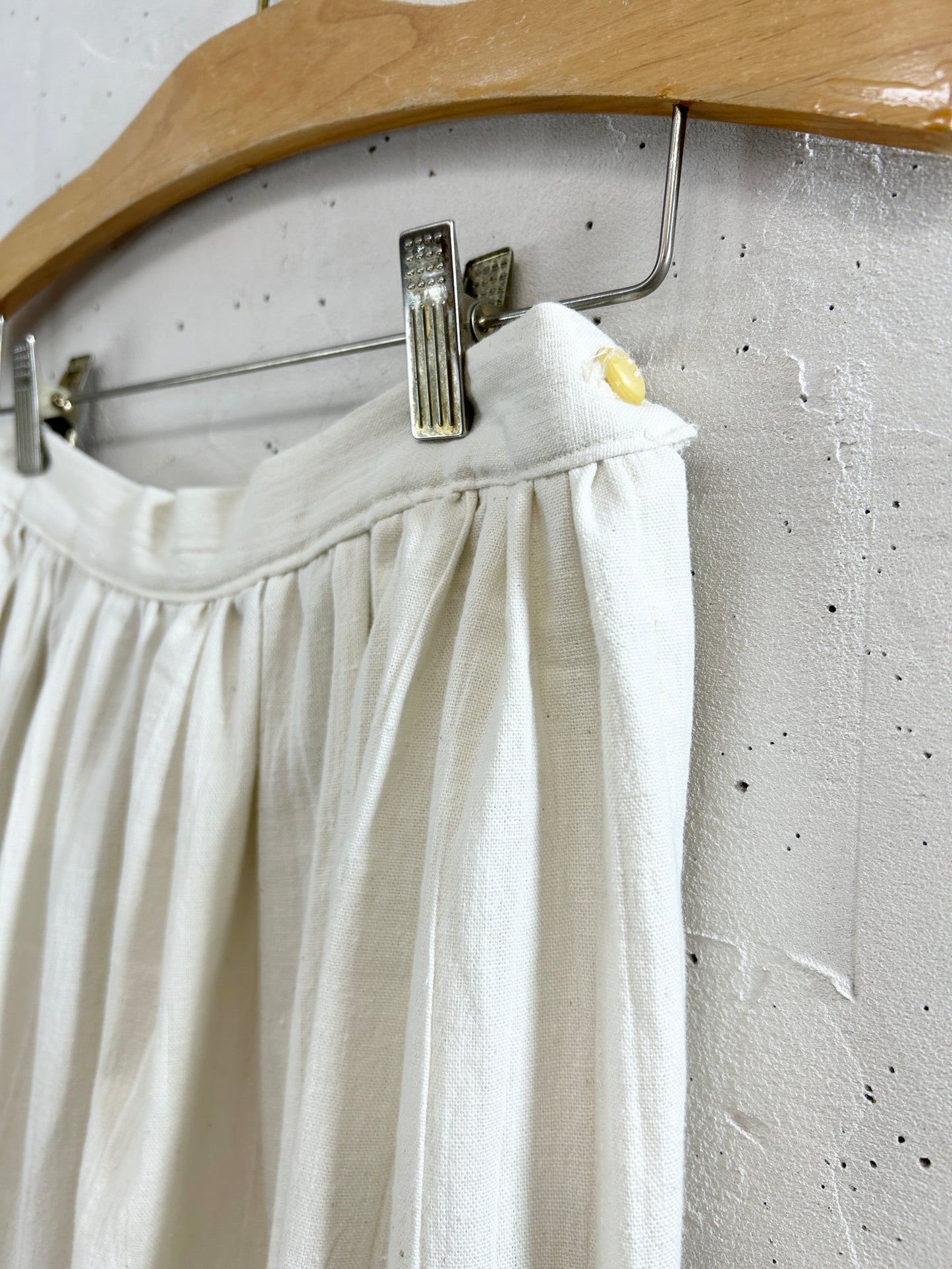 Vintage White Skirt [F32573]