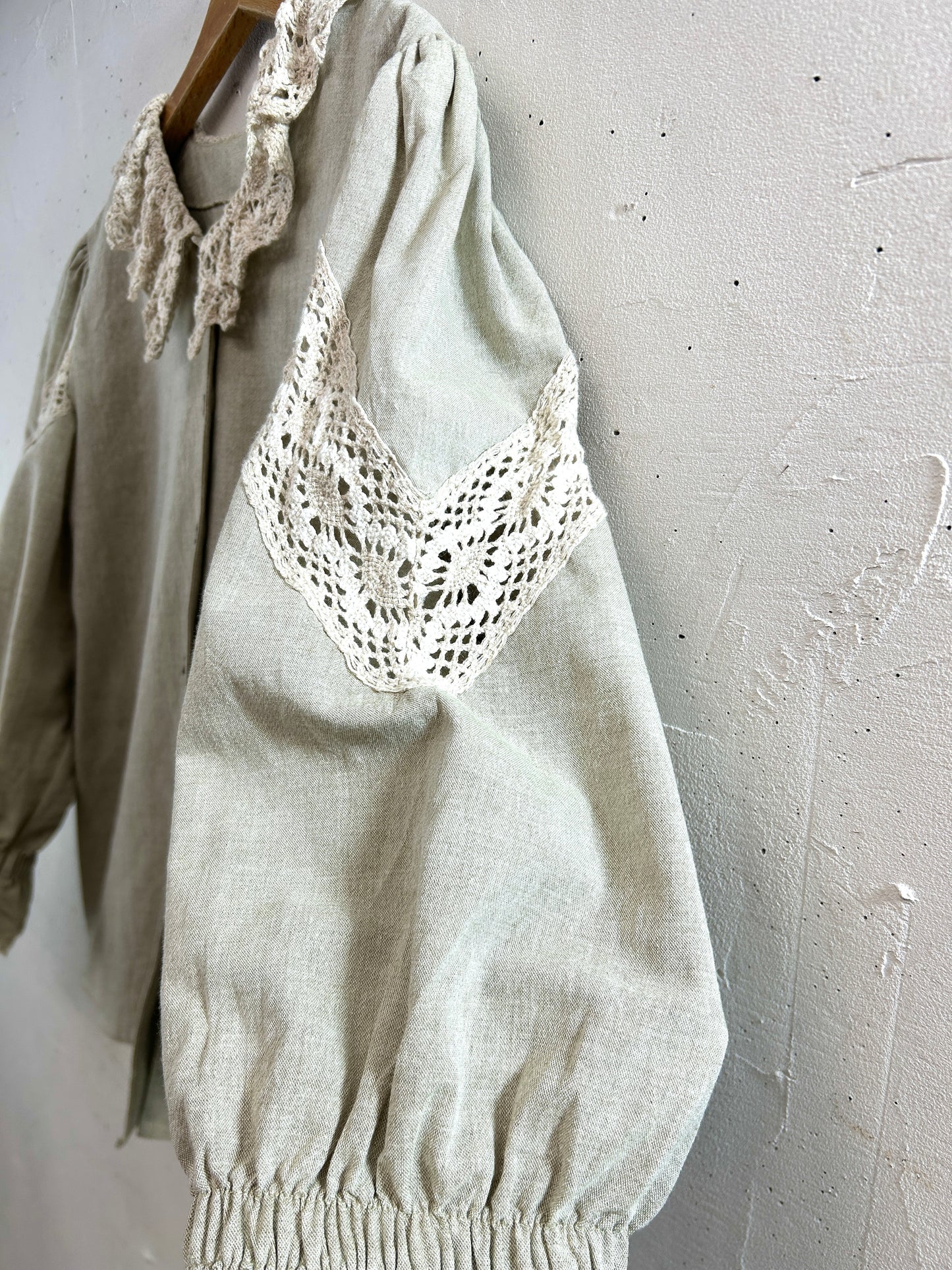 Vintage Tyrol Blouse 〜C&A〜 [B31505]
