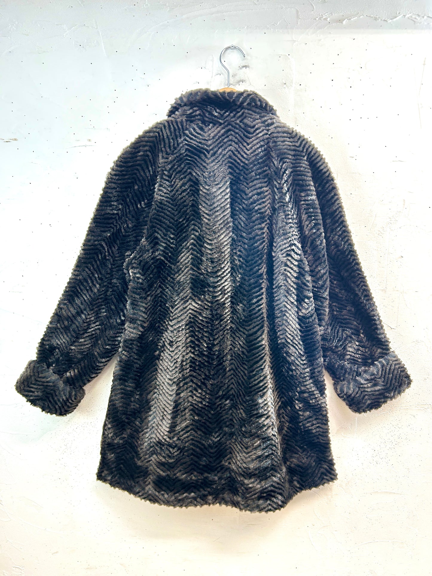 Vintage Eco Fur Jacket [L31166]