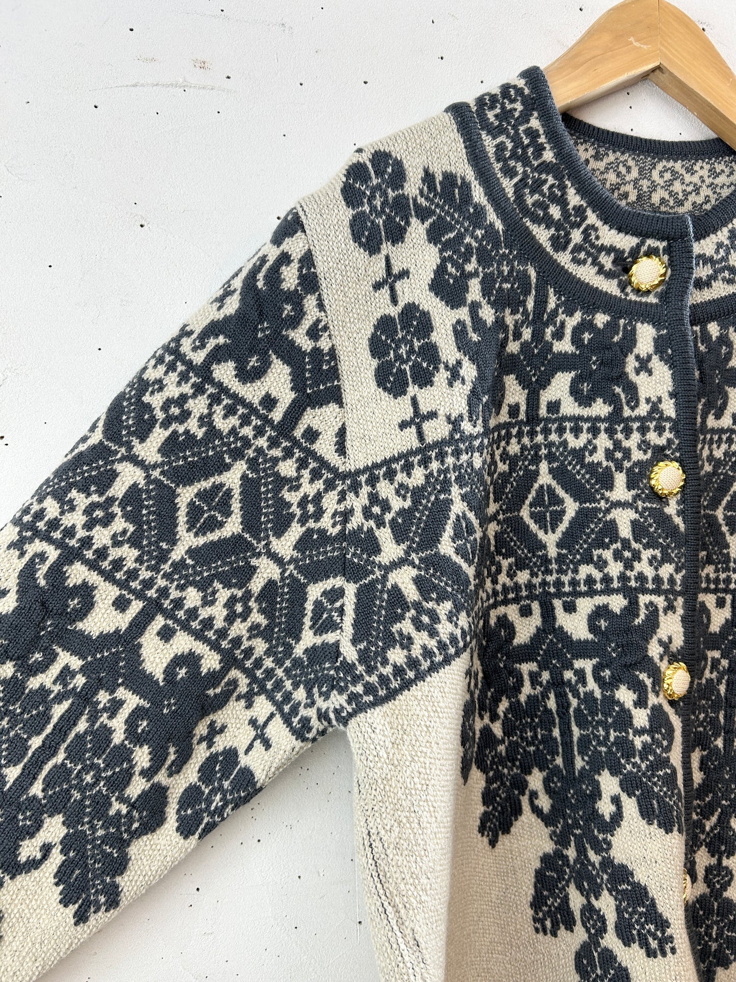 Vintage Knit Cardigan [J30493]