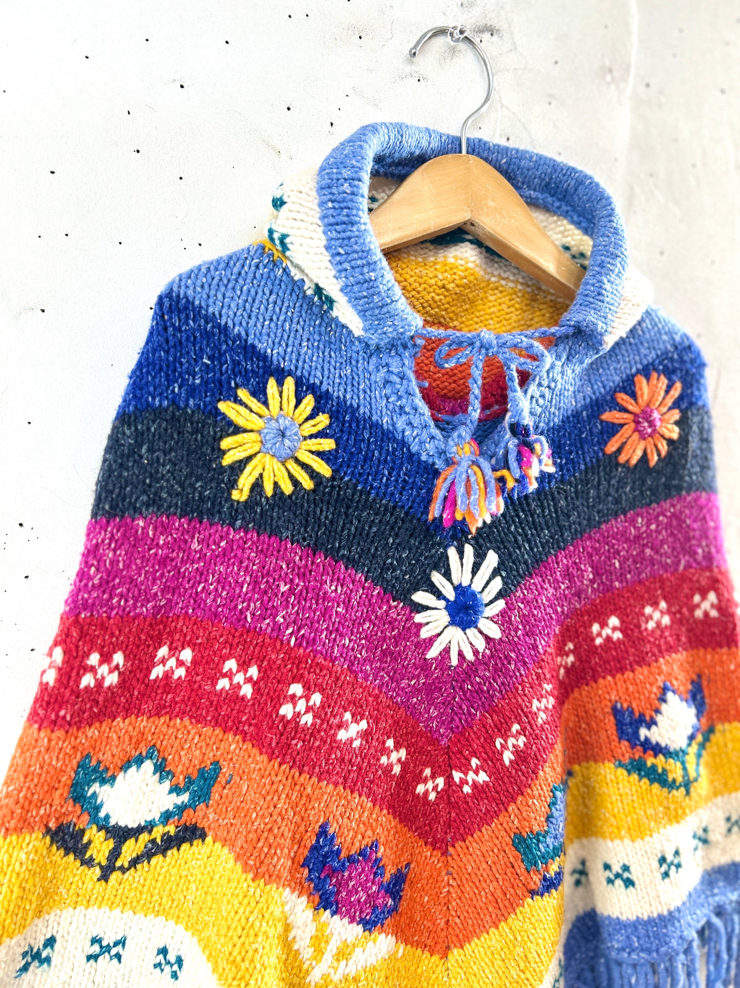 Vintage Knit Poncho [K30734]