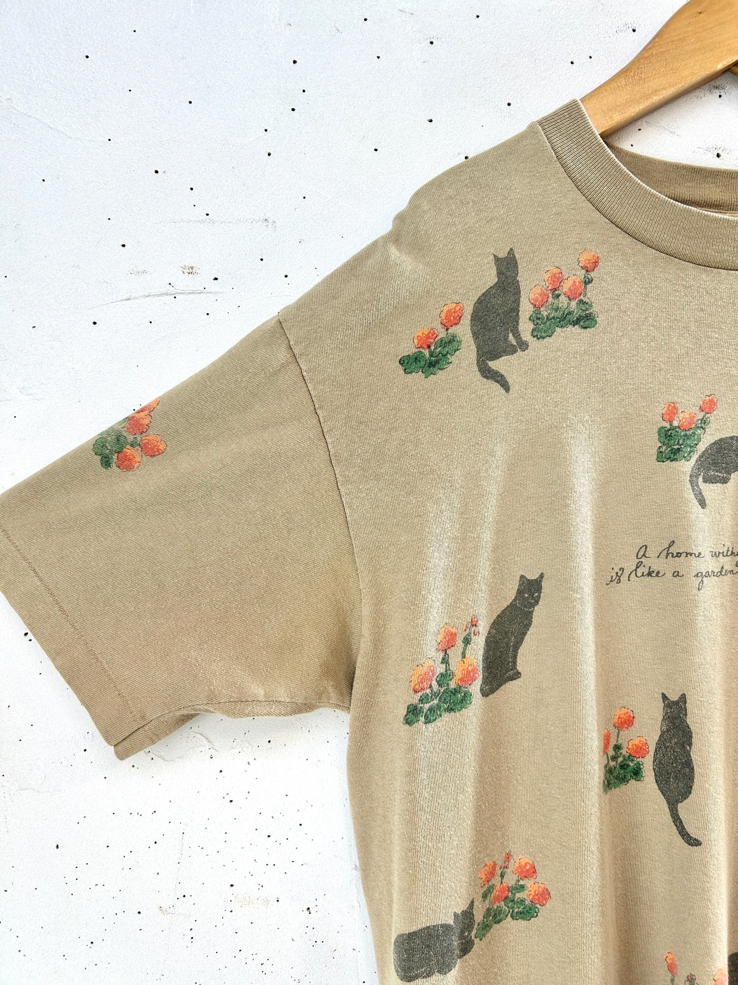 ’90s Vintage Full Print T-Shirt 〜rel.e.vant products〜 MADE IN USA [F32853]