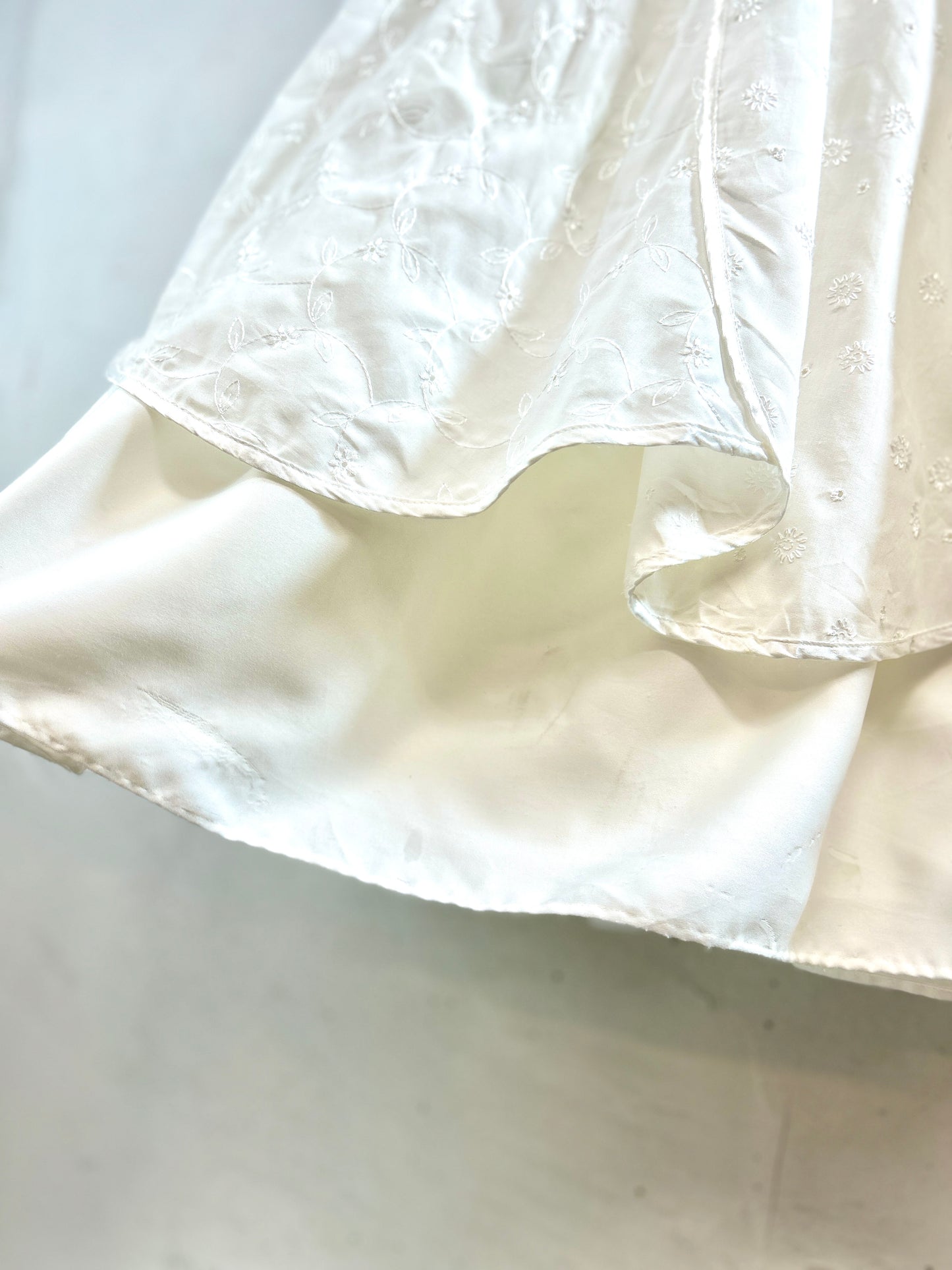 Vintage White Skirt [A31461]