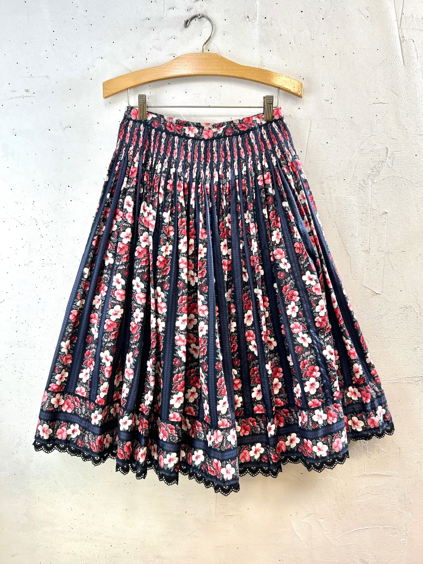 Vintage Tyrol Skirt [H30955]